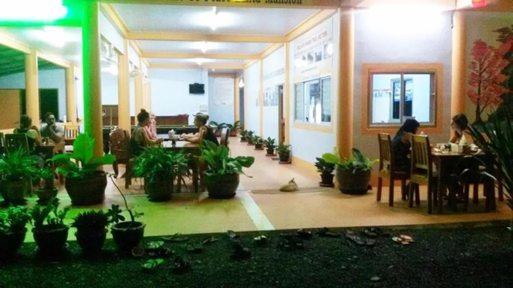 Property building in Peace Lanta Mansion