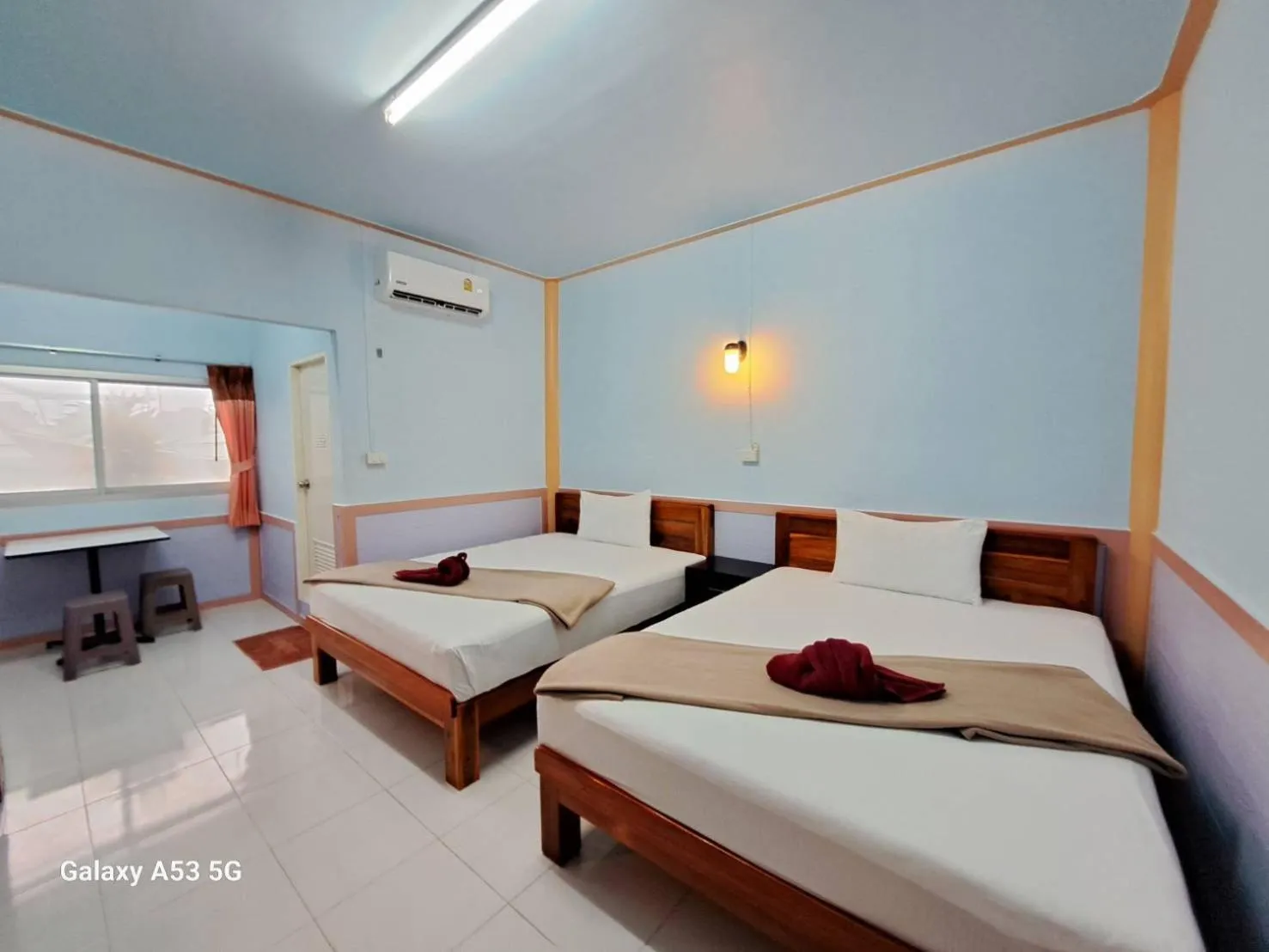 Bed in Peace Lanta Mansion