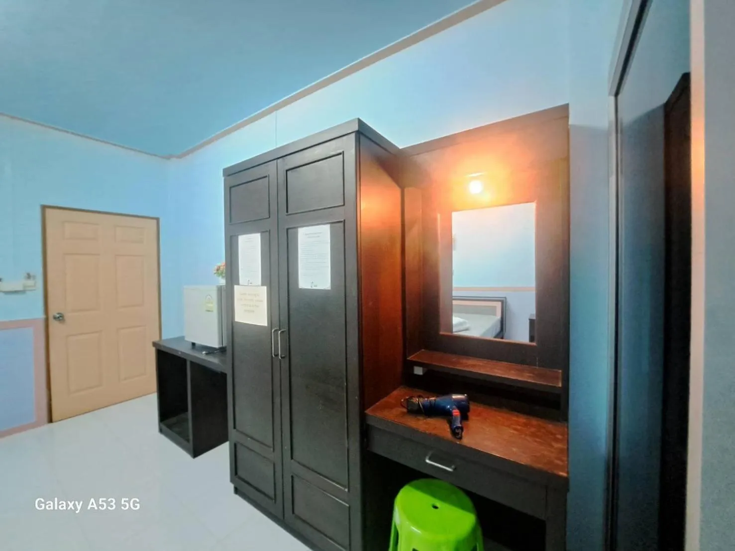 Bed in Peace Lanta Mansion