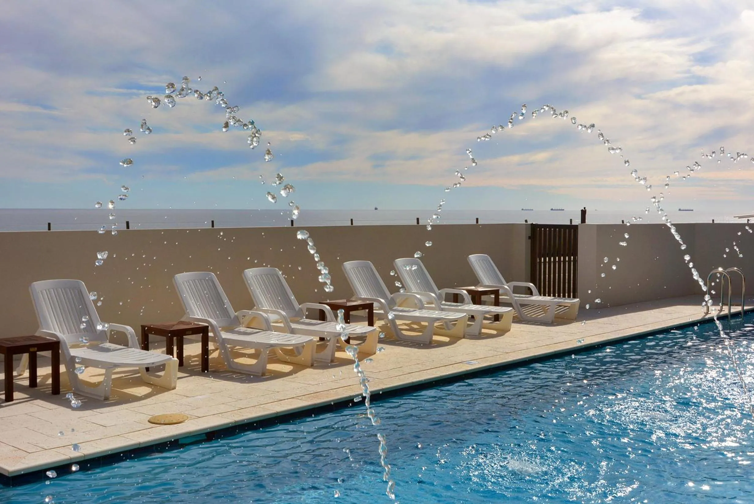 Day in Bunbury Seaview Apartments