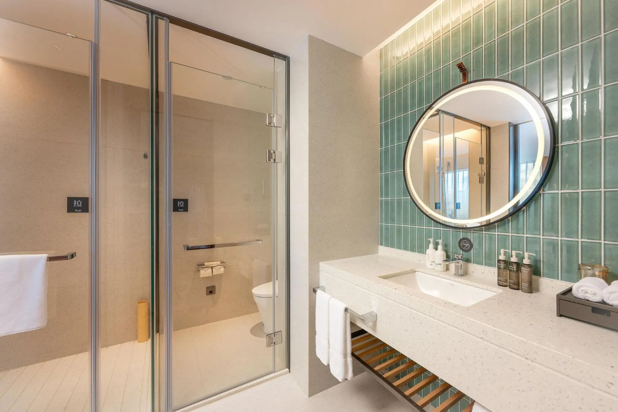 Bedroom in EVEN Hotel Quanzhou City Center by IHG