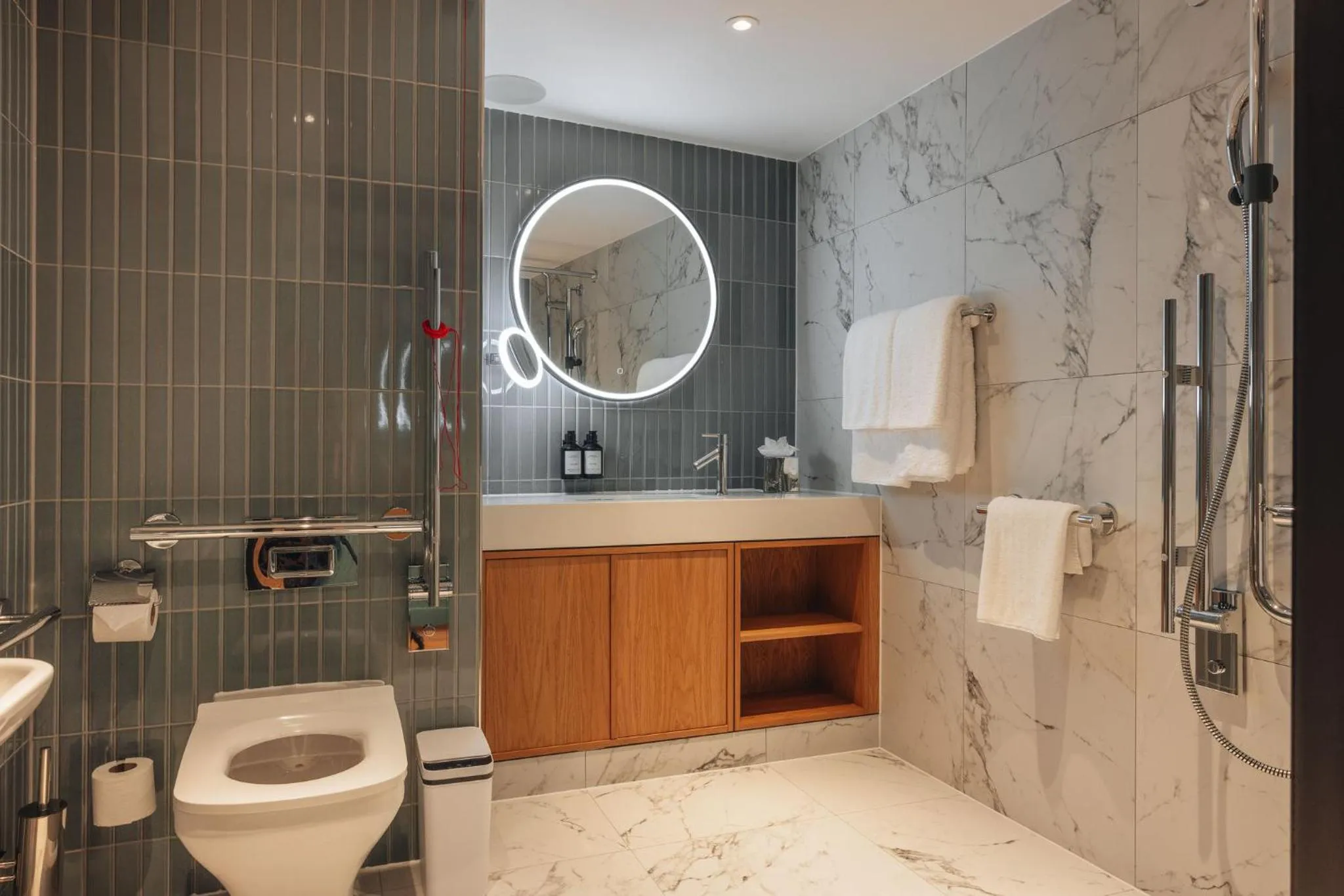 Photo of the whole room in Hotel Indigo London Clerkenwell by IHG