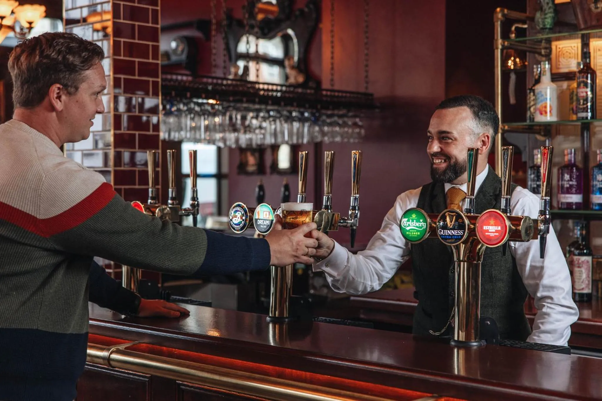 Lounge or bar in Hotel Indigo London Clerkenwell by IHG