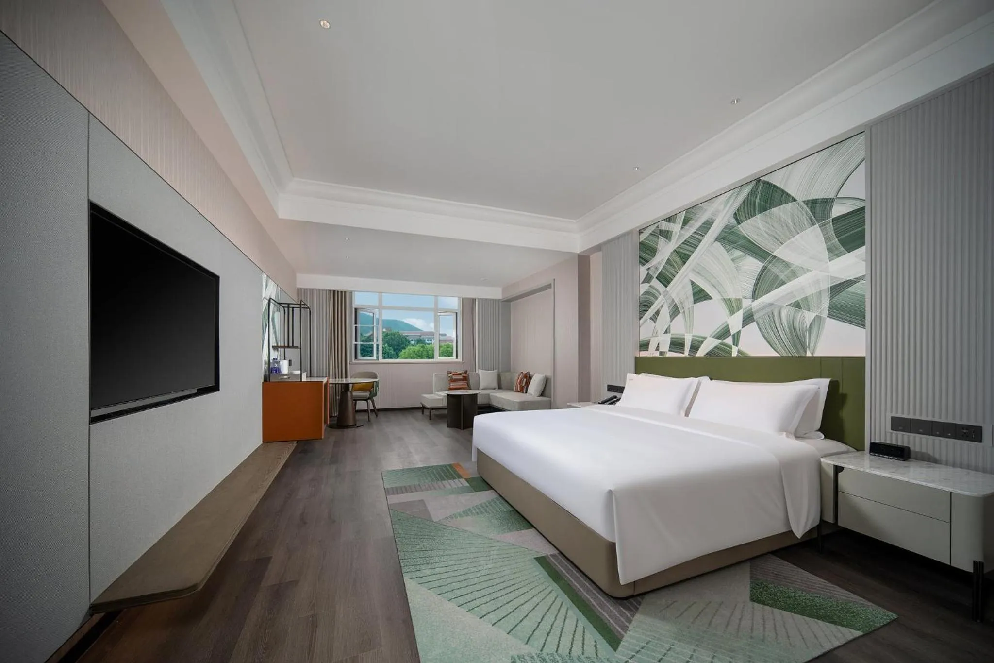 Photo of the whole room, Bed in Holiday Inn Xuzhou Yunquan by IHG