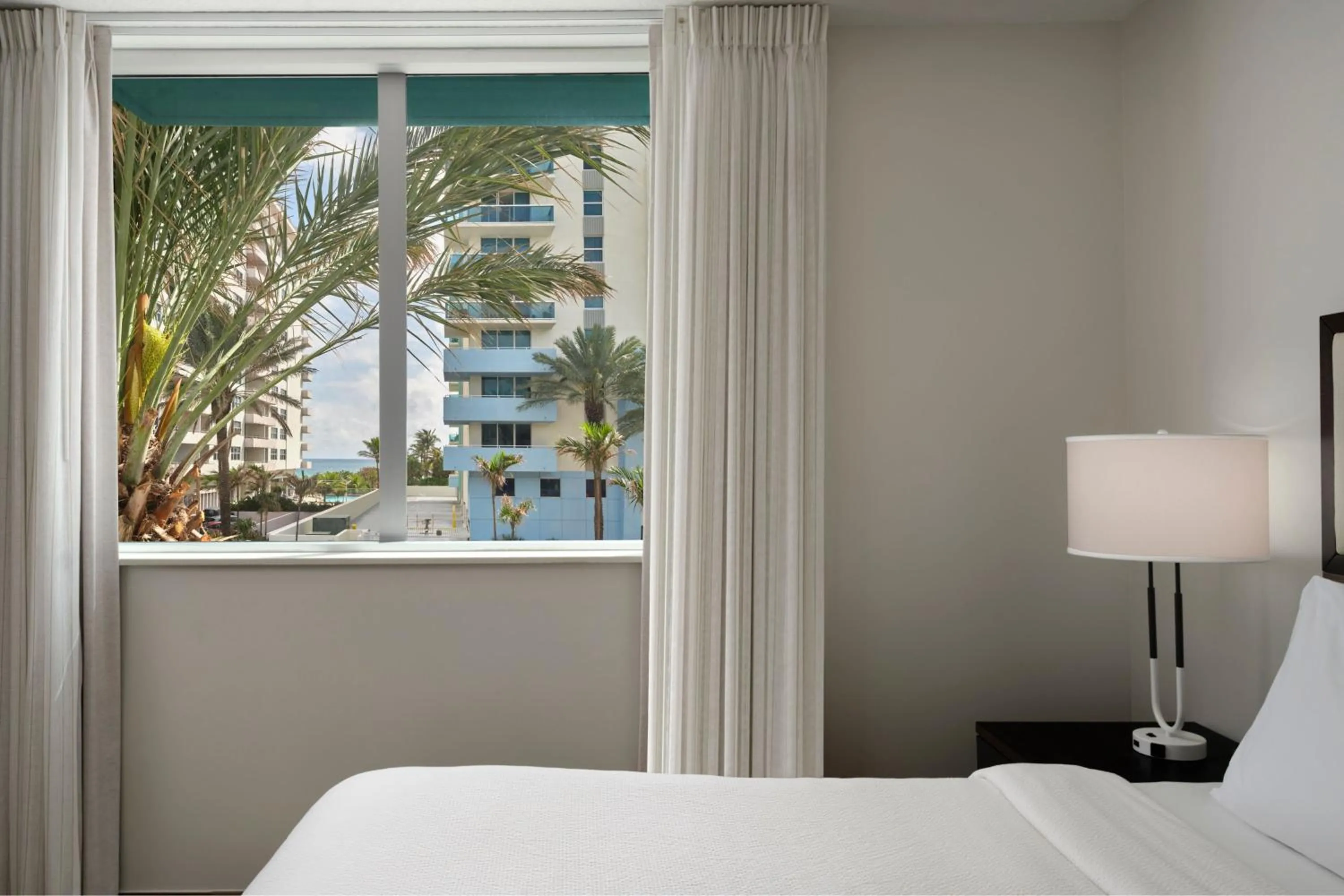 Bed in Residence Inn by Marriott Miami Beach Surfside