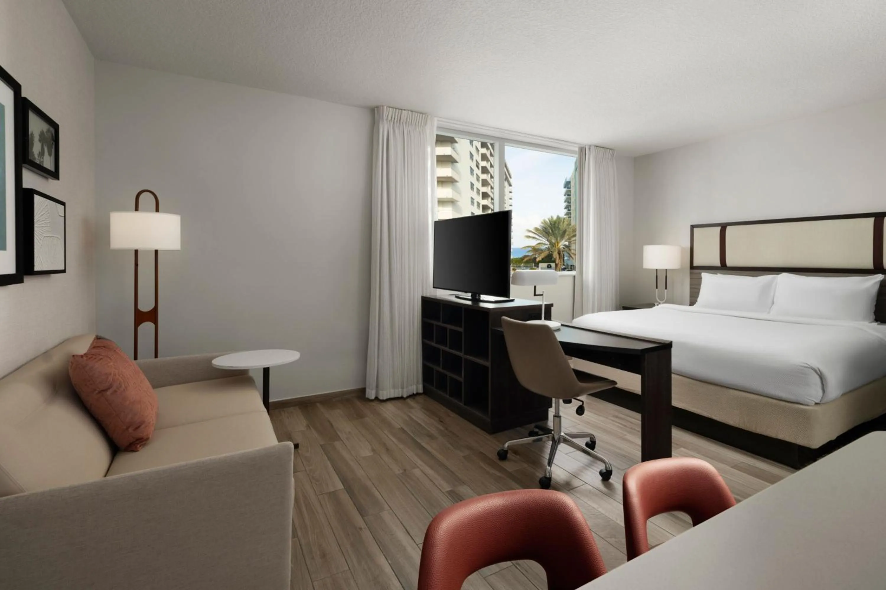 Photo of the whole room, Bed in Residence Inn by Marriott Miami Beach Surfside