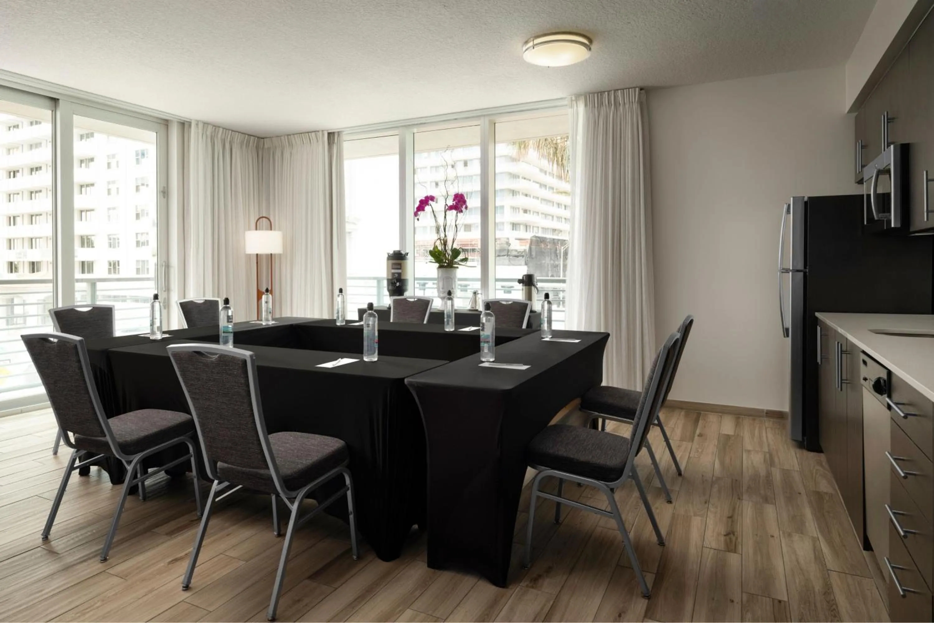 Meeting/conference room in Residence Inn by Marriott Miami Beach Surfside
