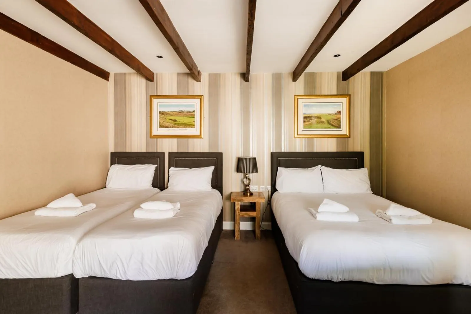 Dining area, Bed in The Inn At Kingsbarns