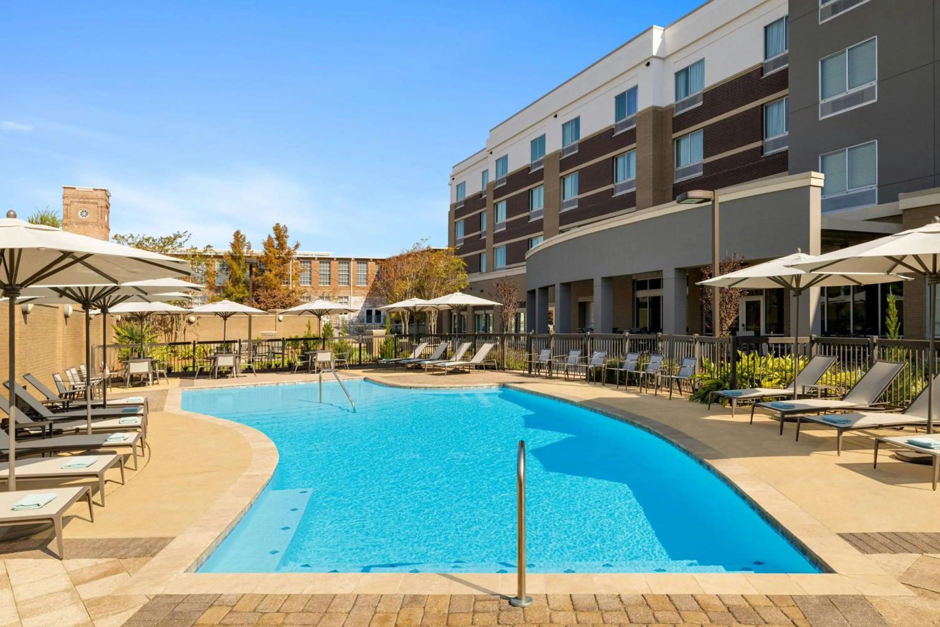 Swimming pool in Courtyard by Marriott Starkville MSU at The Mill Conference Center