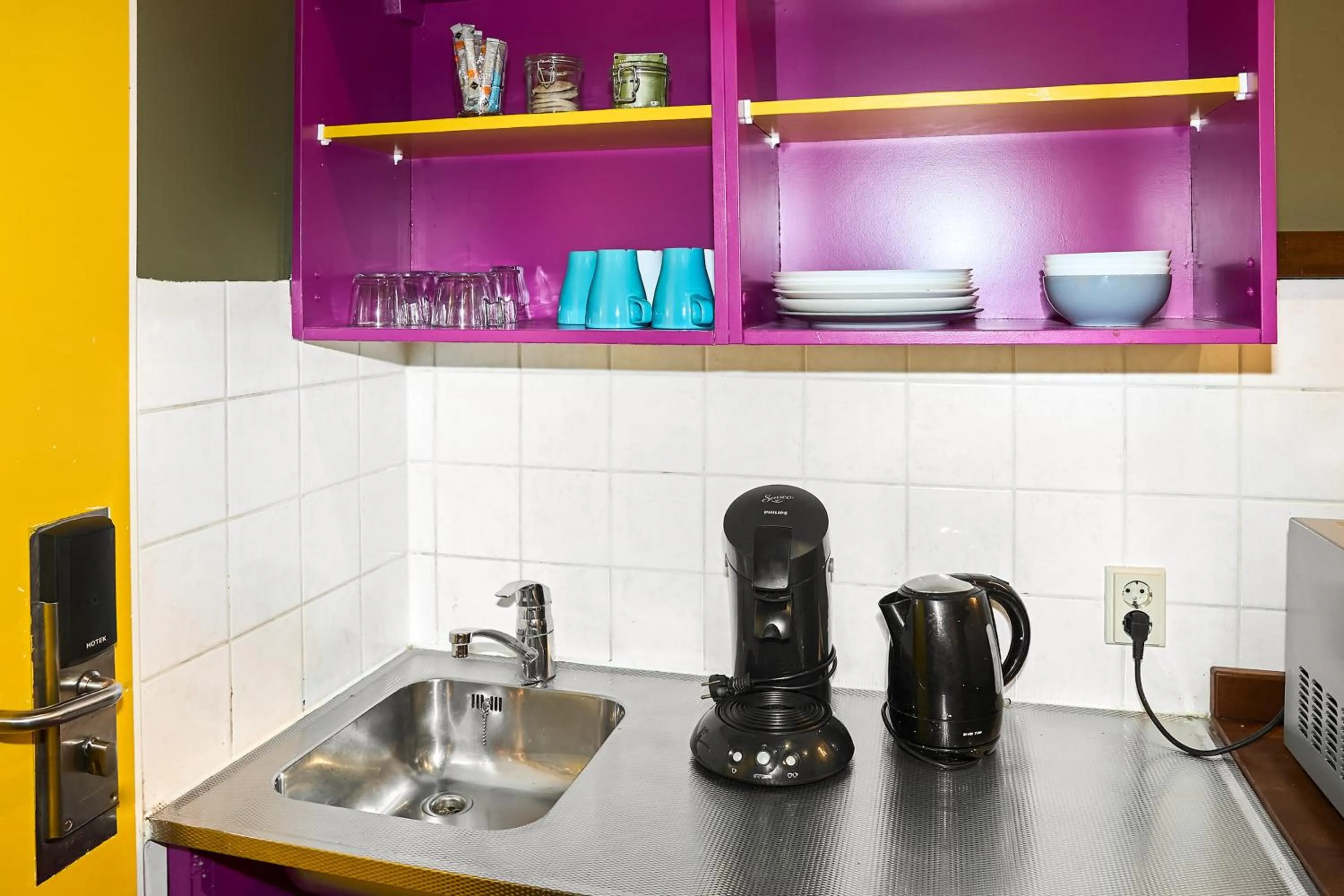 Kitchen or kitchenette in Amsterdam Teleport Hotel