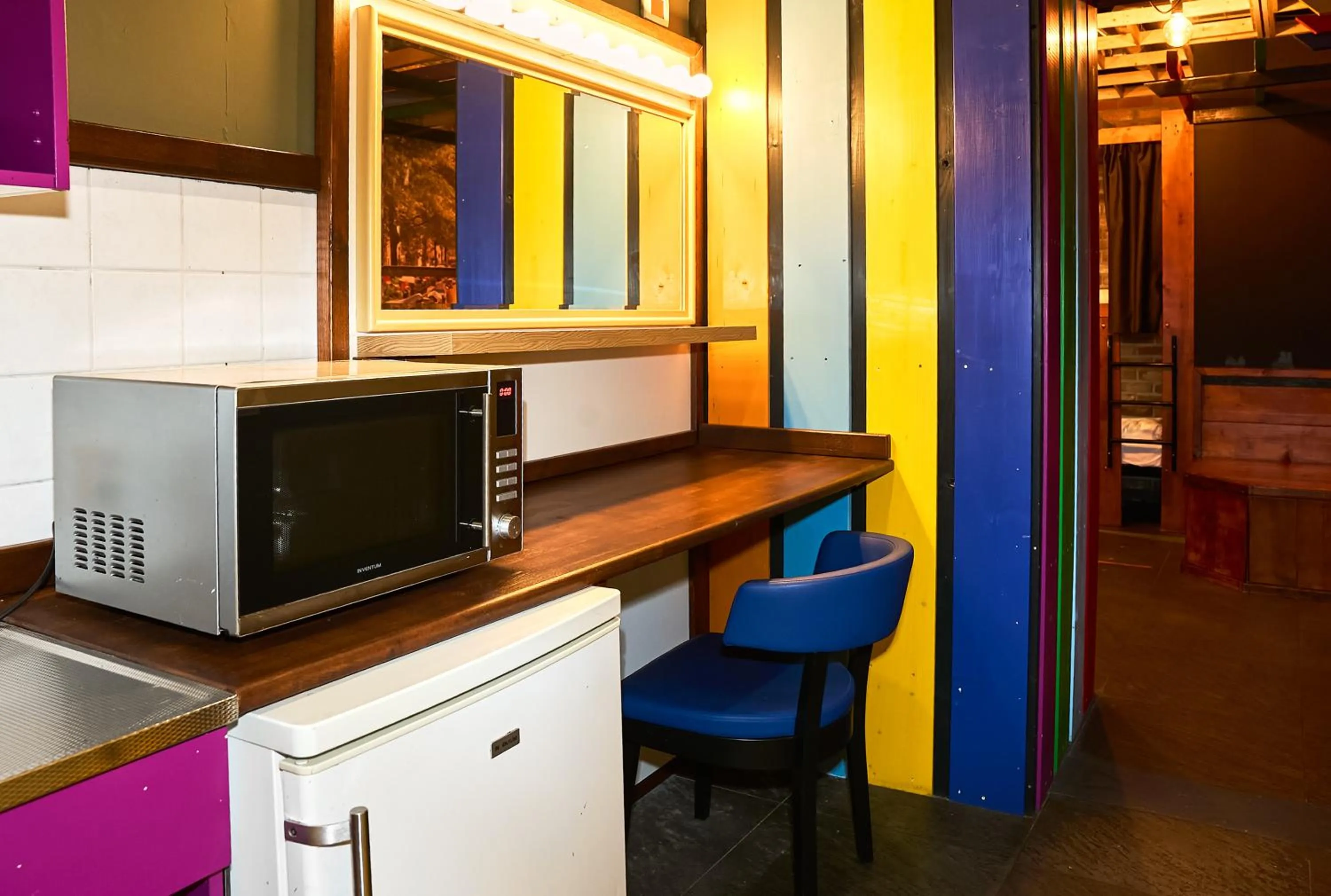 Bedroom in Amsterdam Teleport Hotel