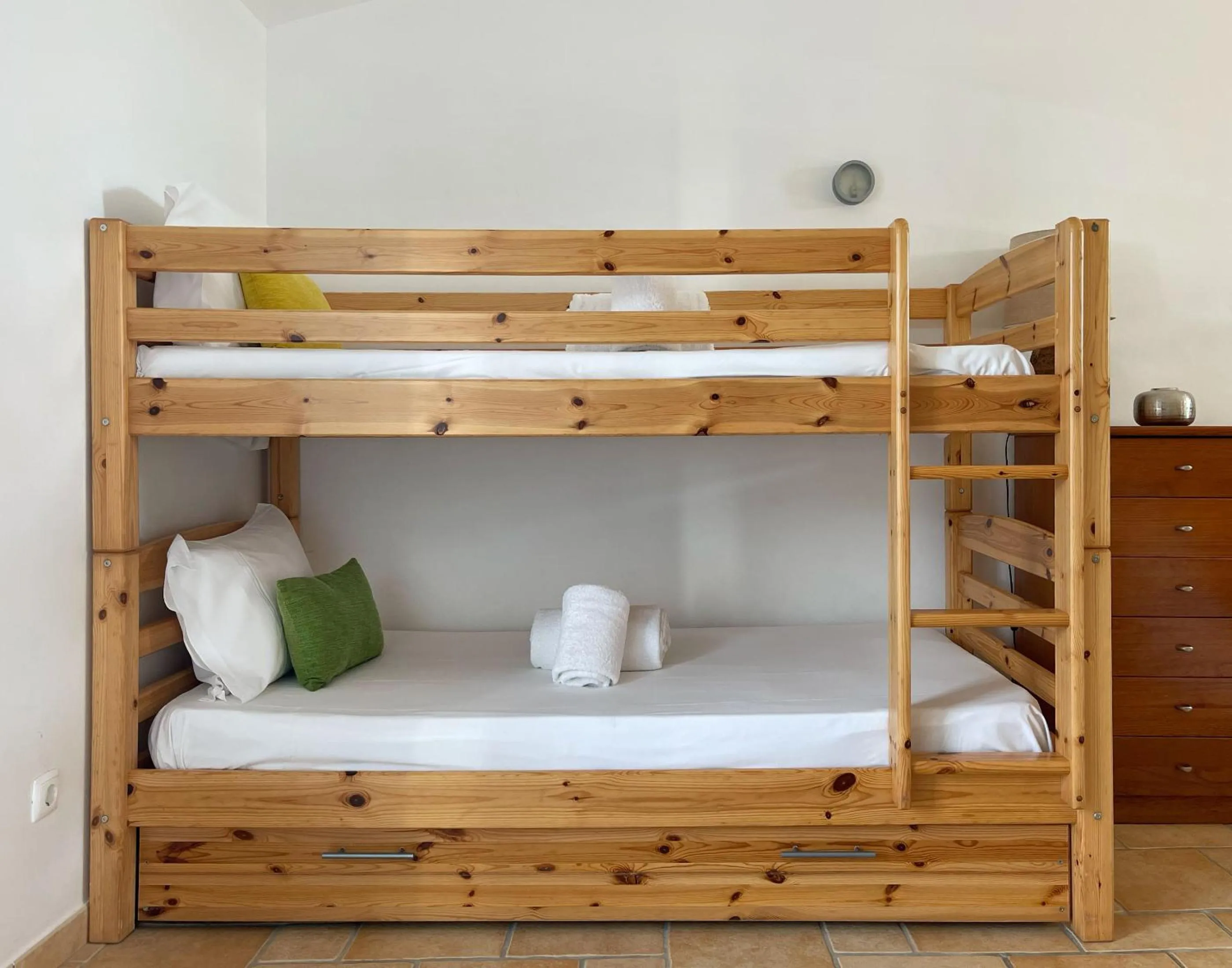 bunk bed, Bed in Herdade do Kuanza