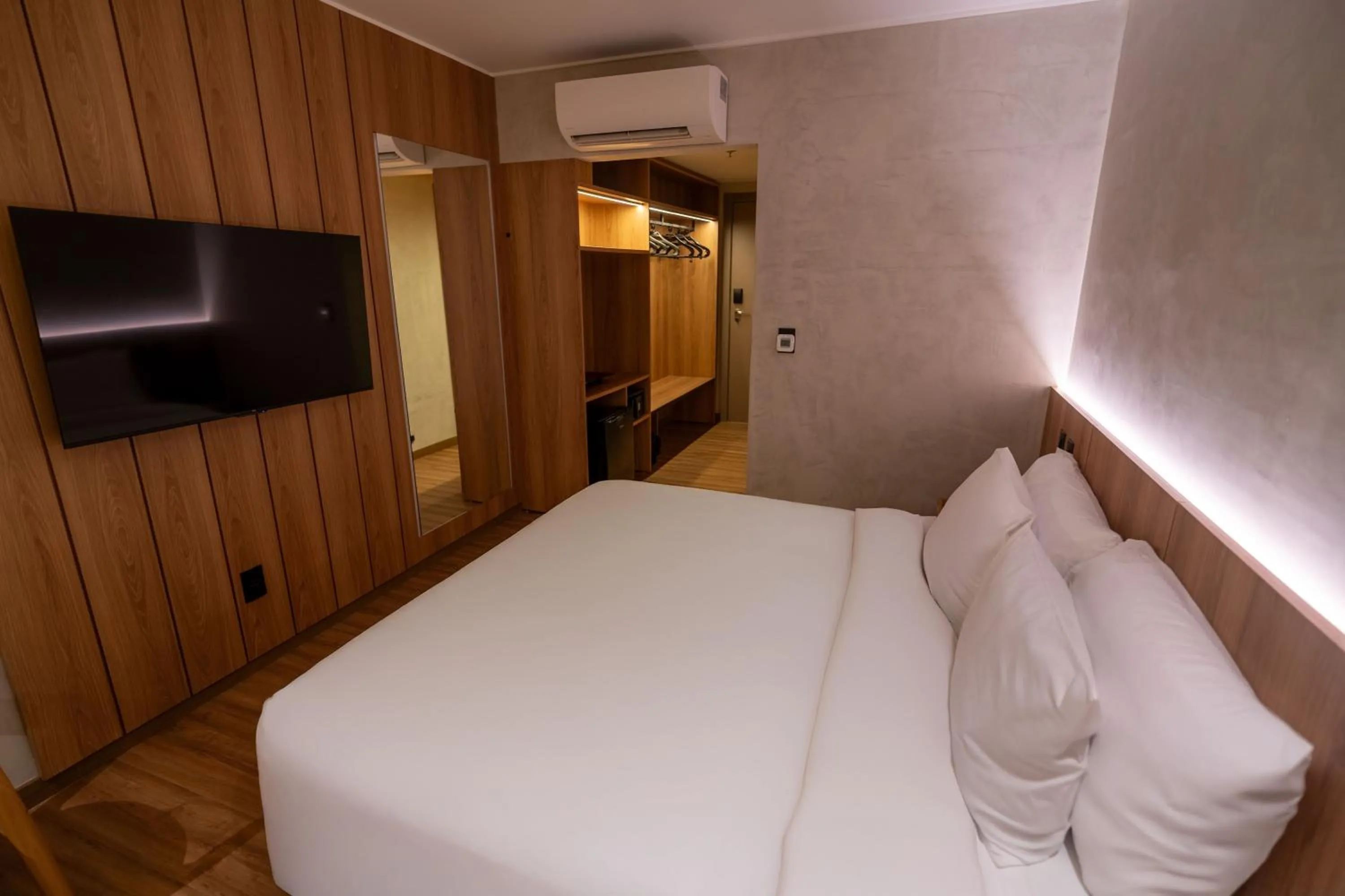 Bed in Sais Beach Living Hotel