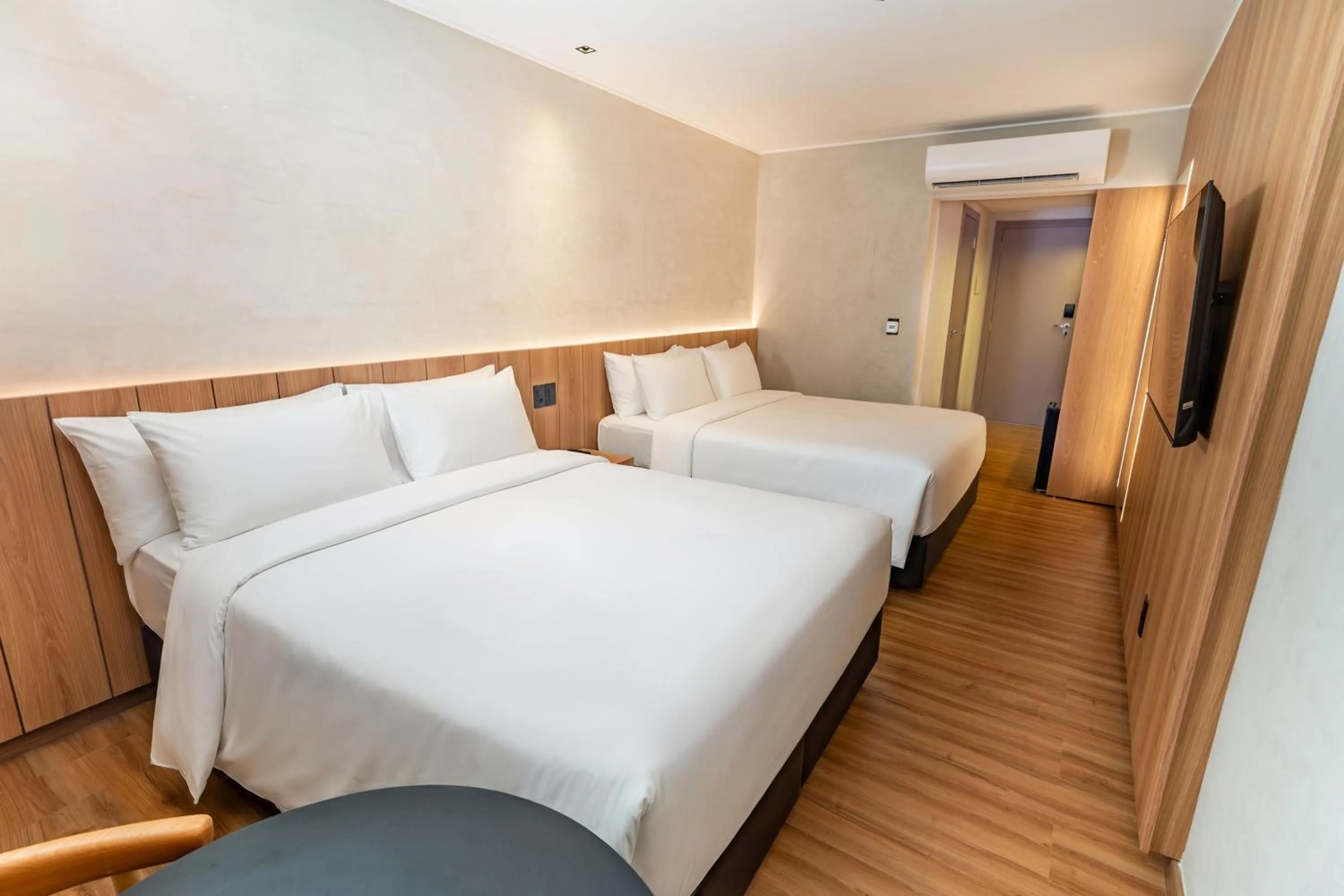 air conditioner, Bed in Sais Beach Living Hotel