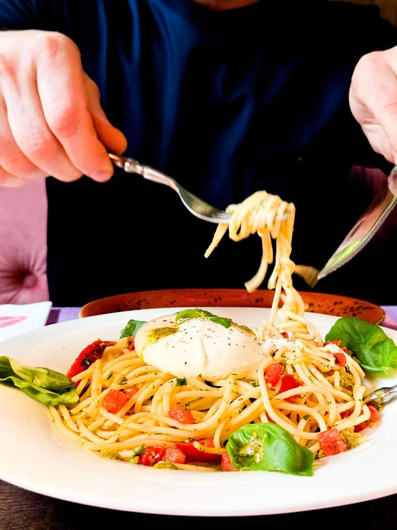 Restaurant/places to eat in Hotel La Casa