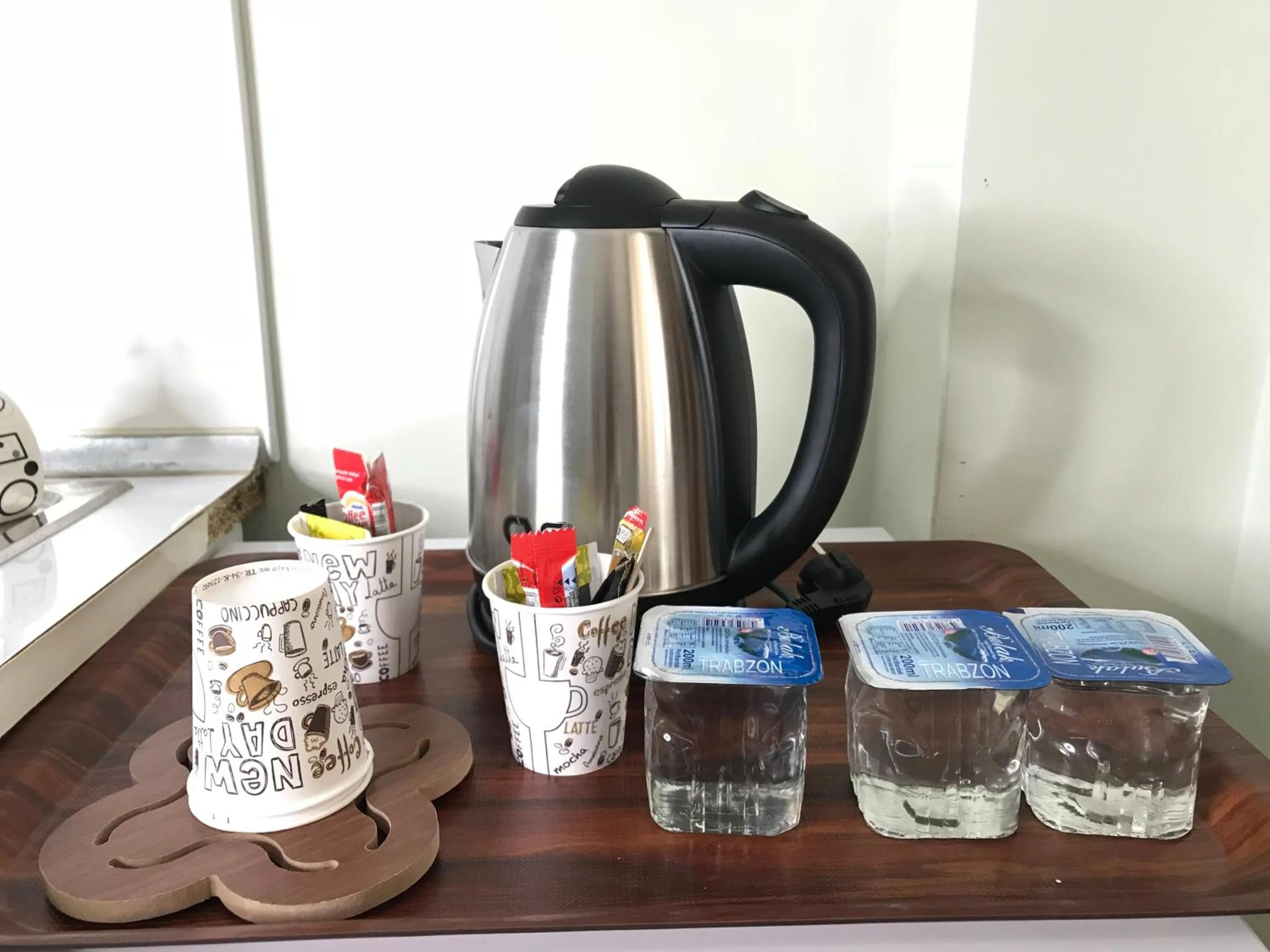 Coffee/tea facilities in Medi Otel