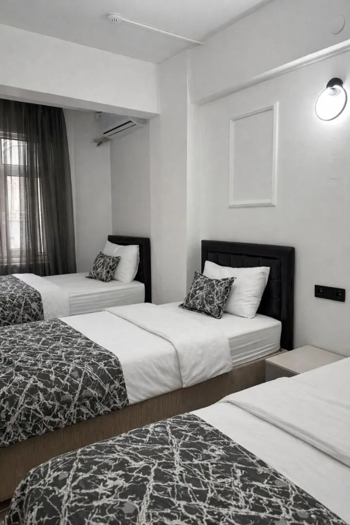 Bedroom, Bed in Medi Otel