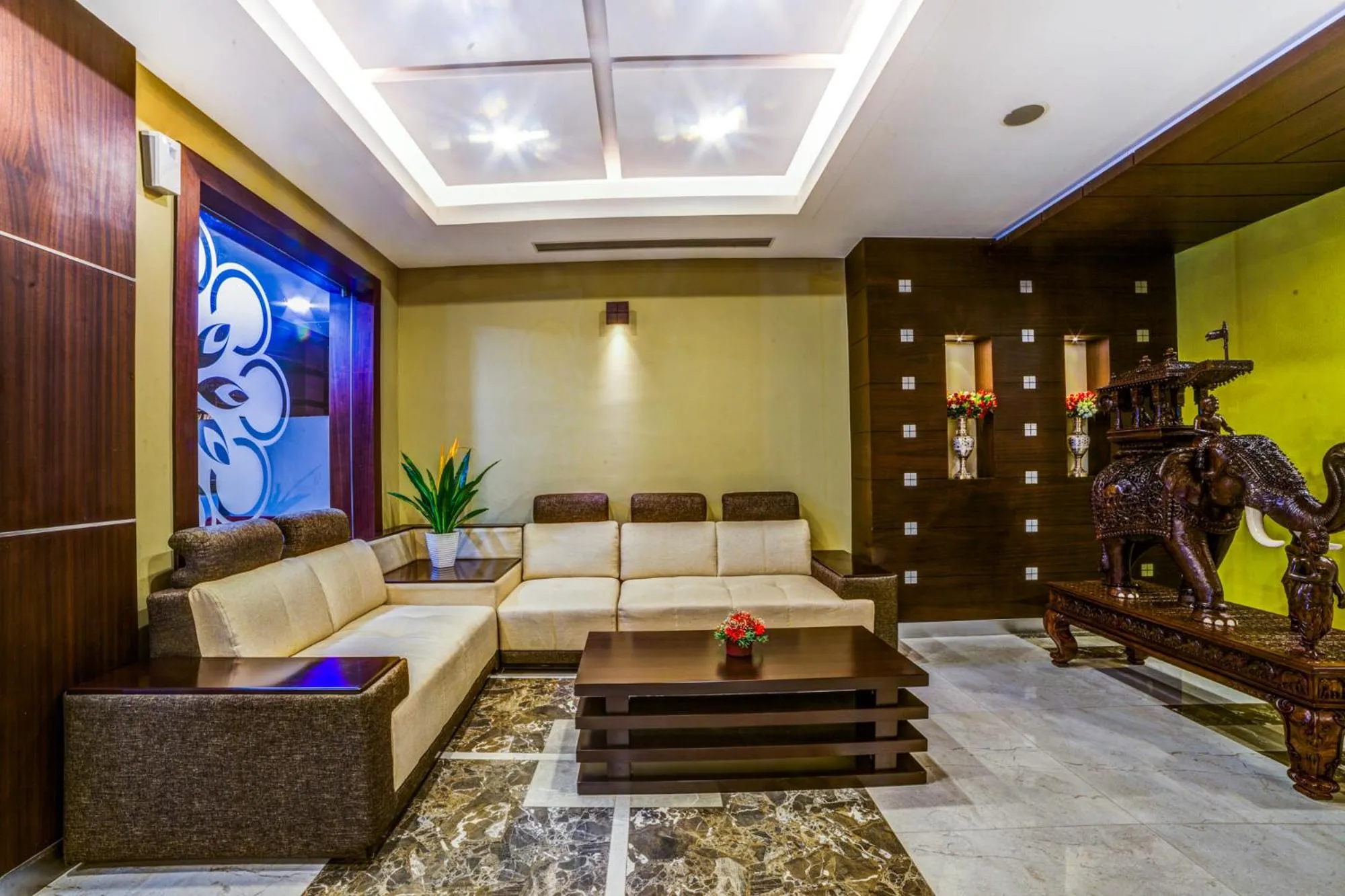 Lobby or reception in Chirag Inn