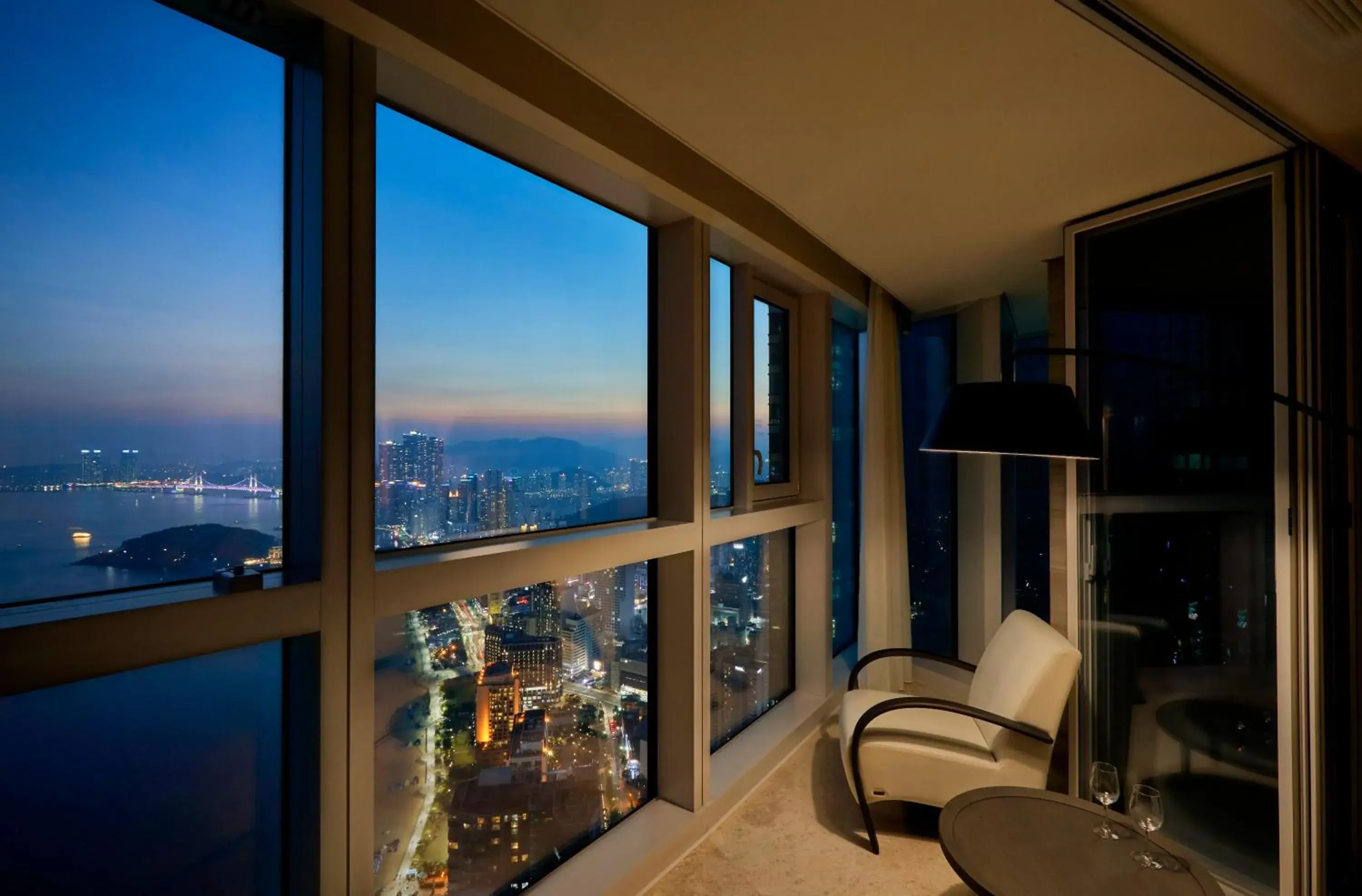 Ocean Presidential Suite(Three Room, Haeundae Beach View) in New CZ LCT Residence Ocean Presidential Suite(Three Room, Haeundae Beach View) in New CZ LCT Residence