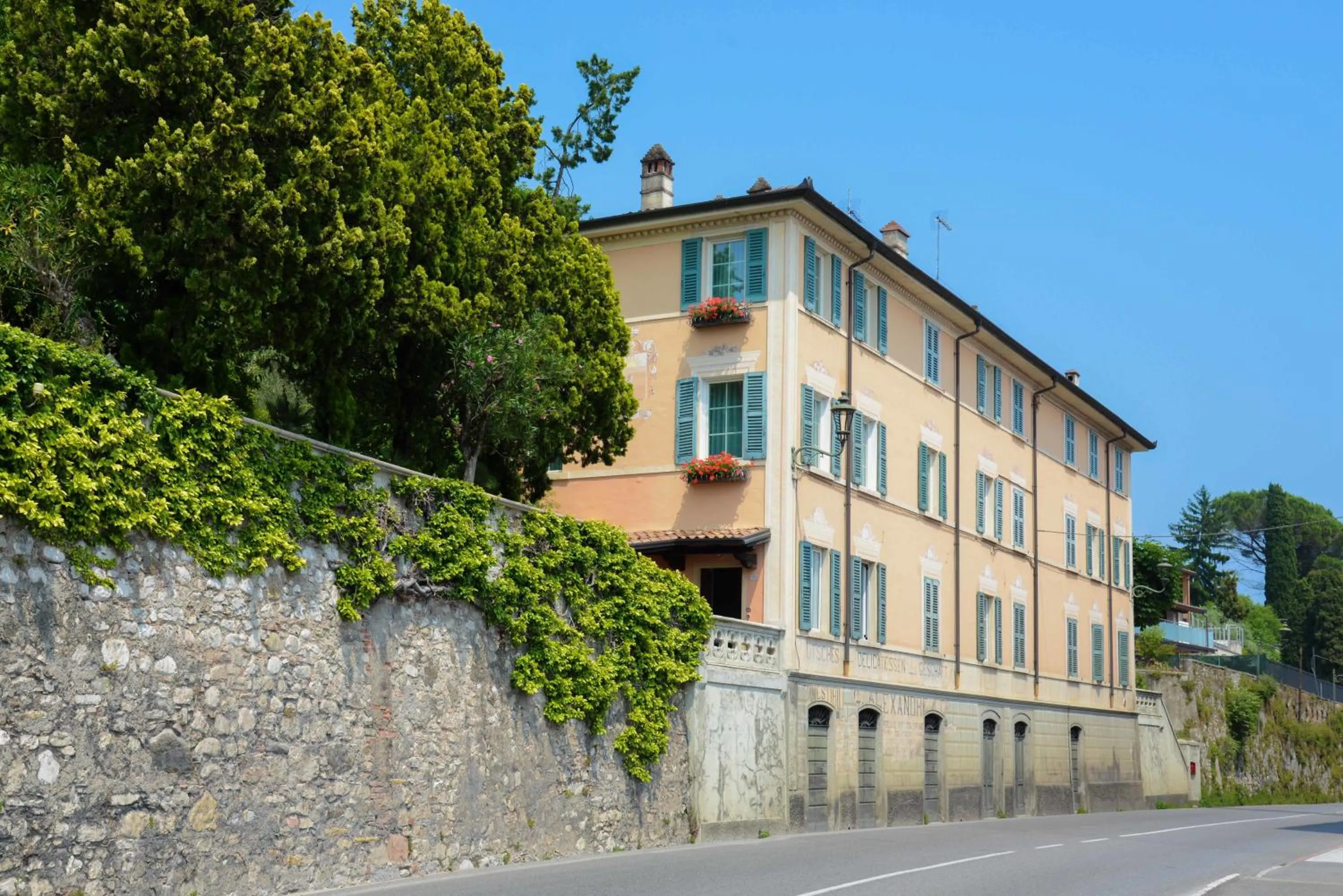 Facade/entrance in Hotel Villa Rosenhof 1893