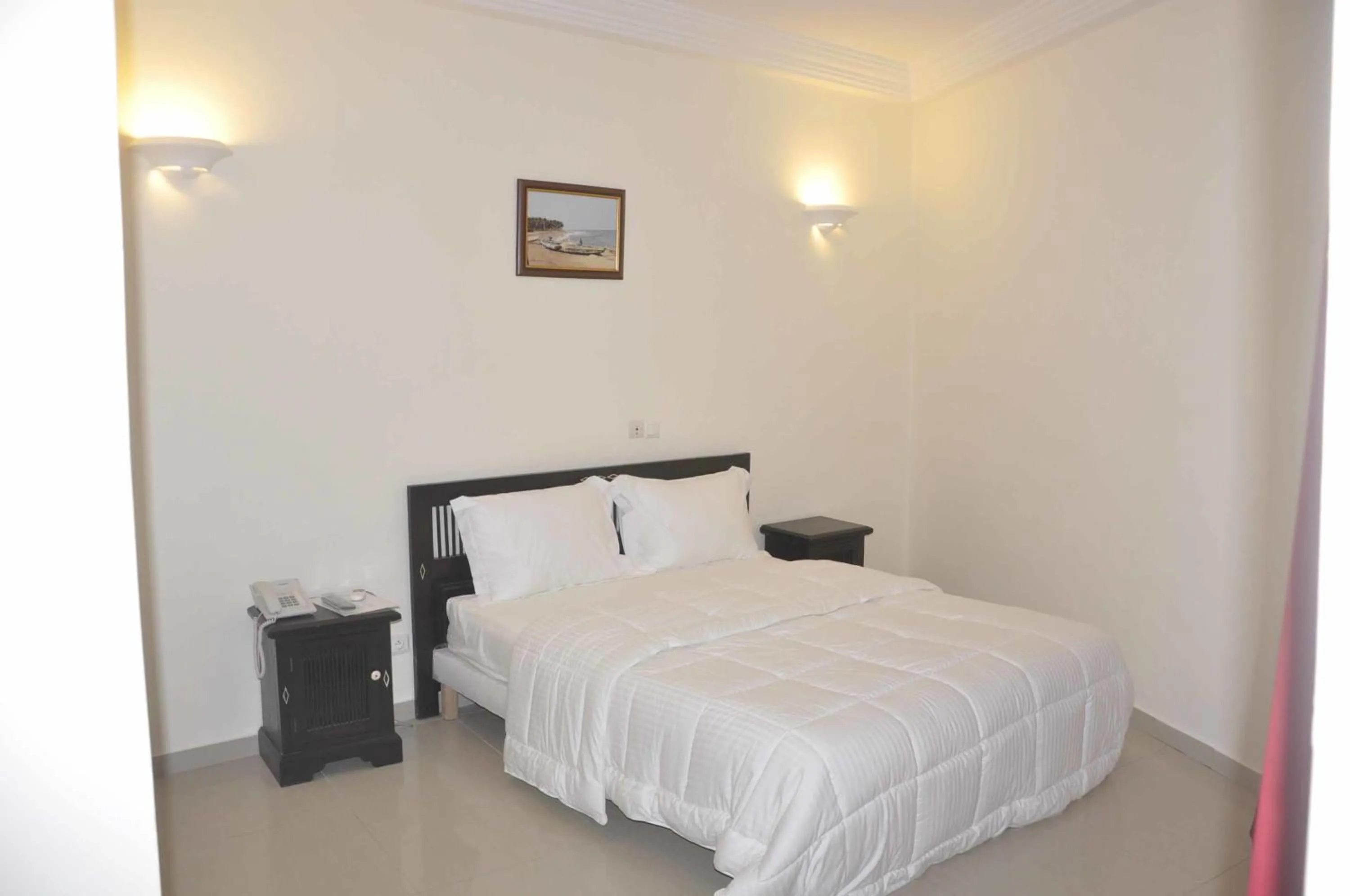 Photo of the whole room, Bed in Hôtel Résidence Madiba