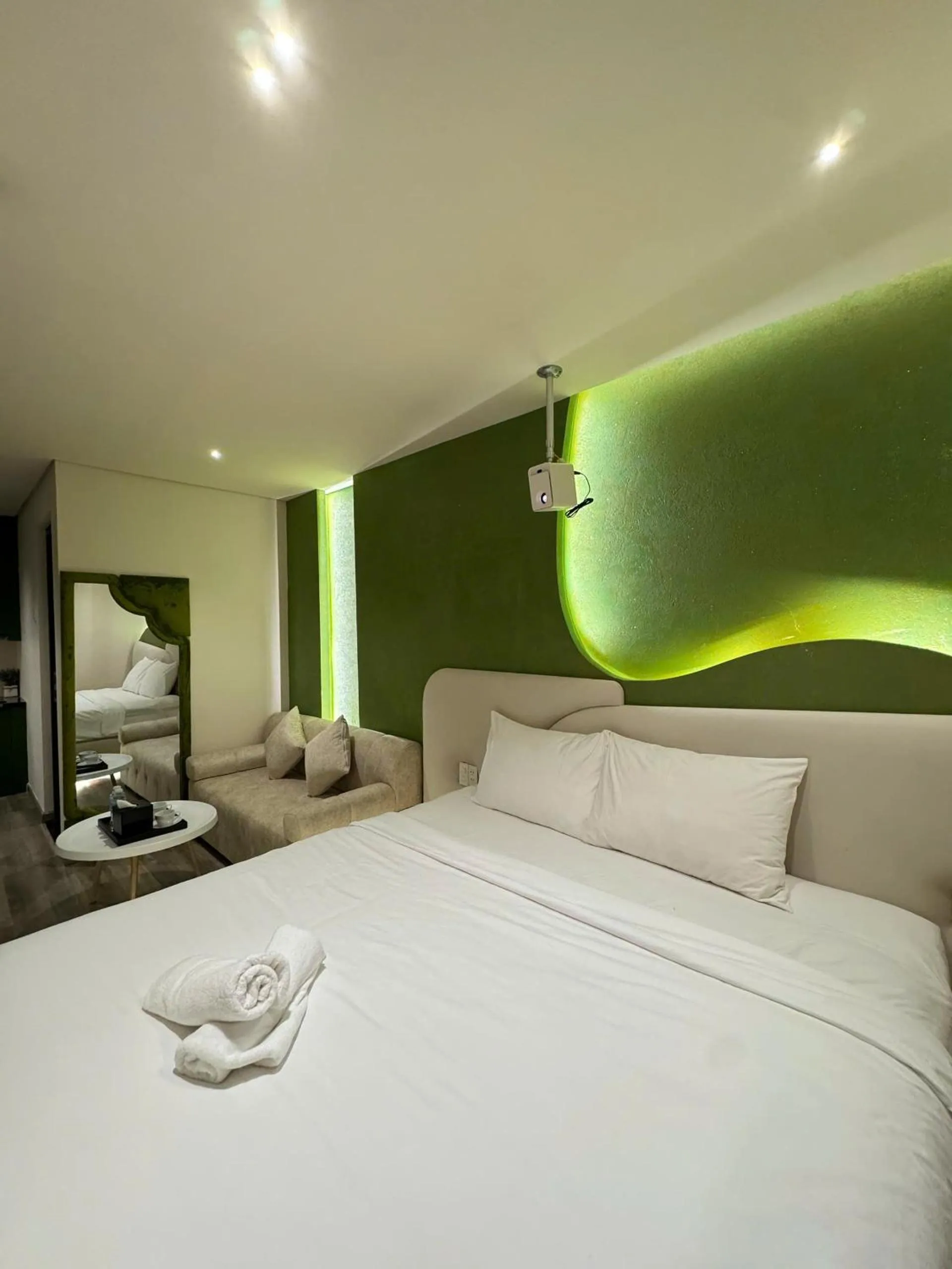 Photo of the whole room, Bed in Gâu Home Hotel Vung Tau
