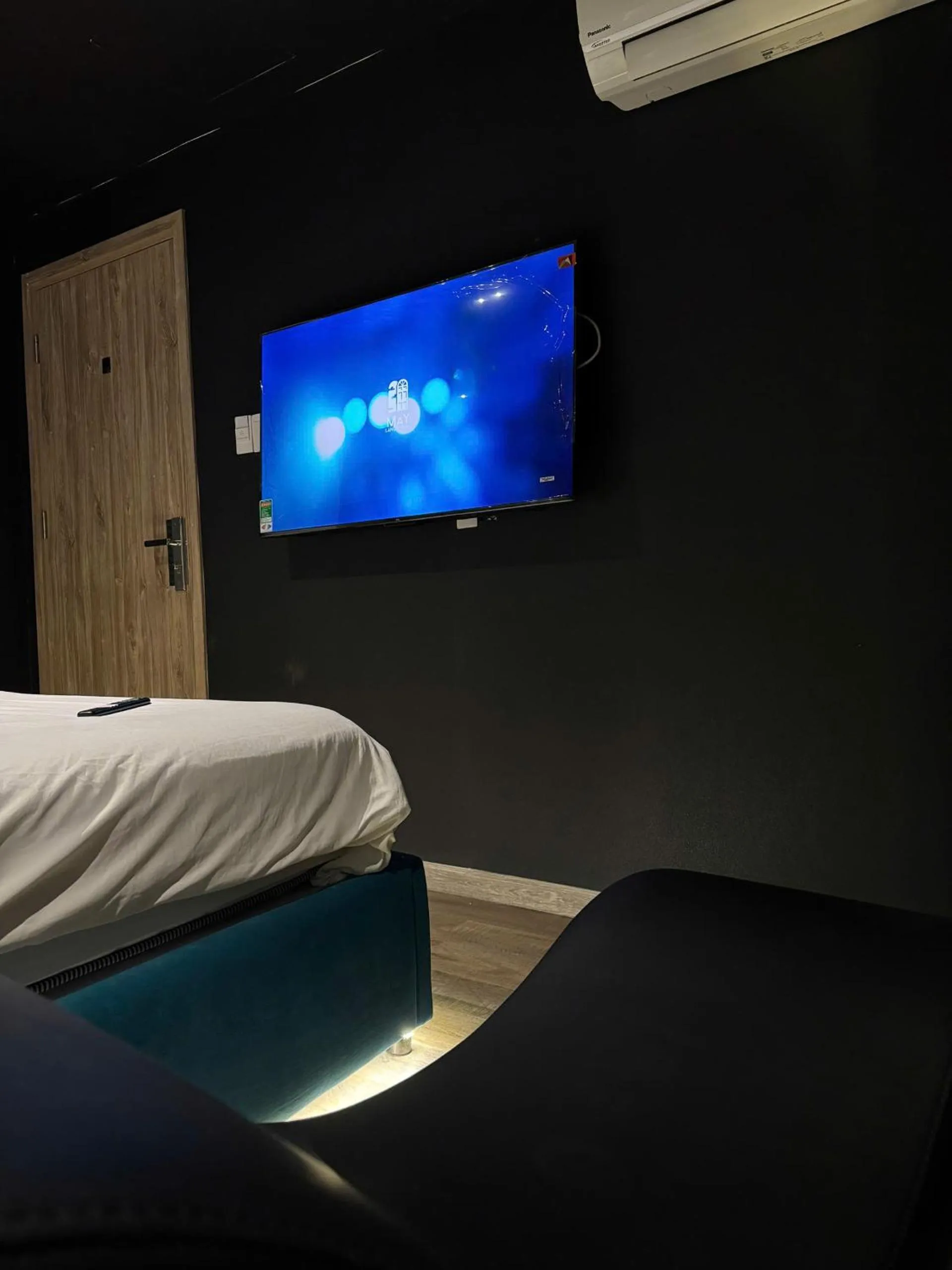 TV and multimedia, Bed in Gâu Home Hotel Vung Tau