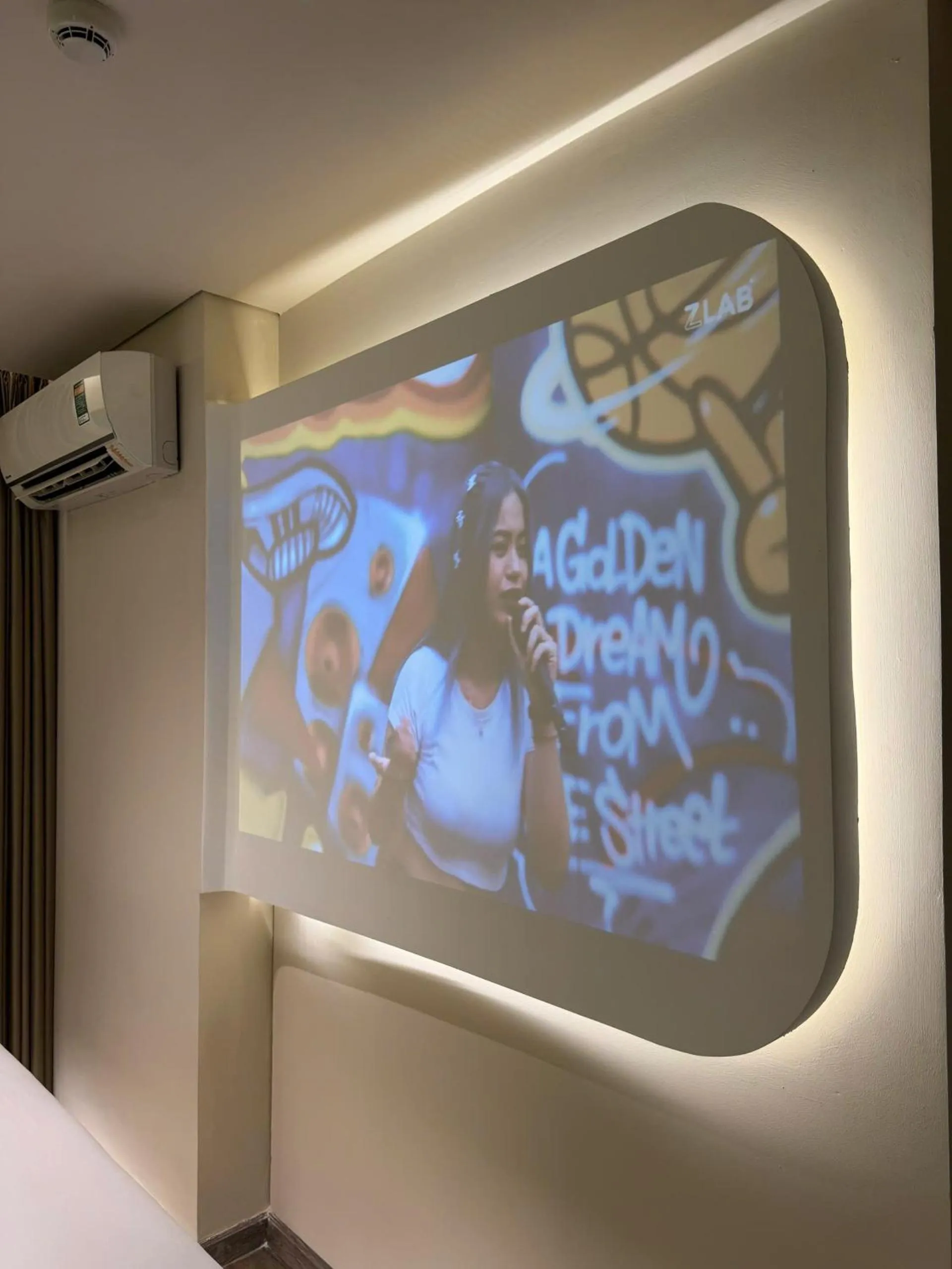 TV and multimedia in Gâu Home Hotel Vung Tau