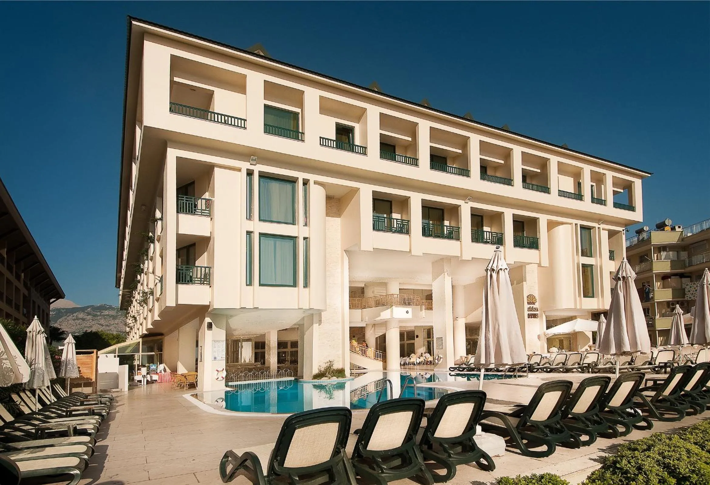 Patio in Golden Lotus Hotel