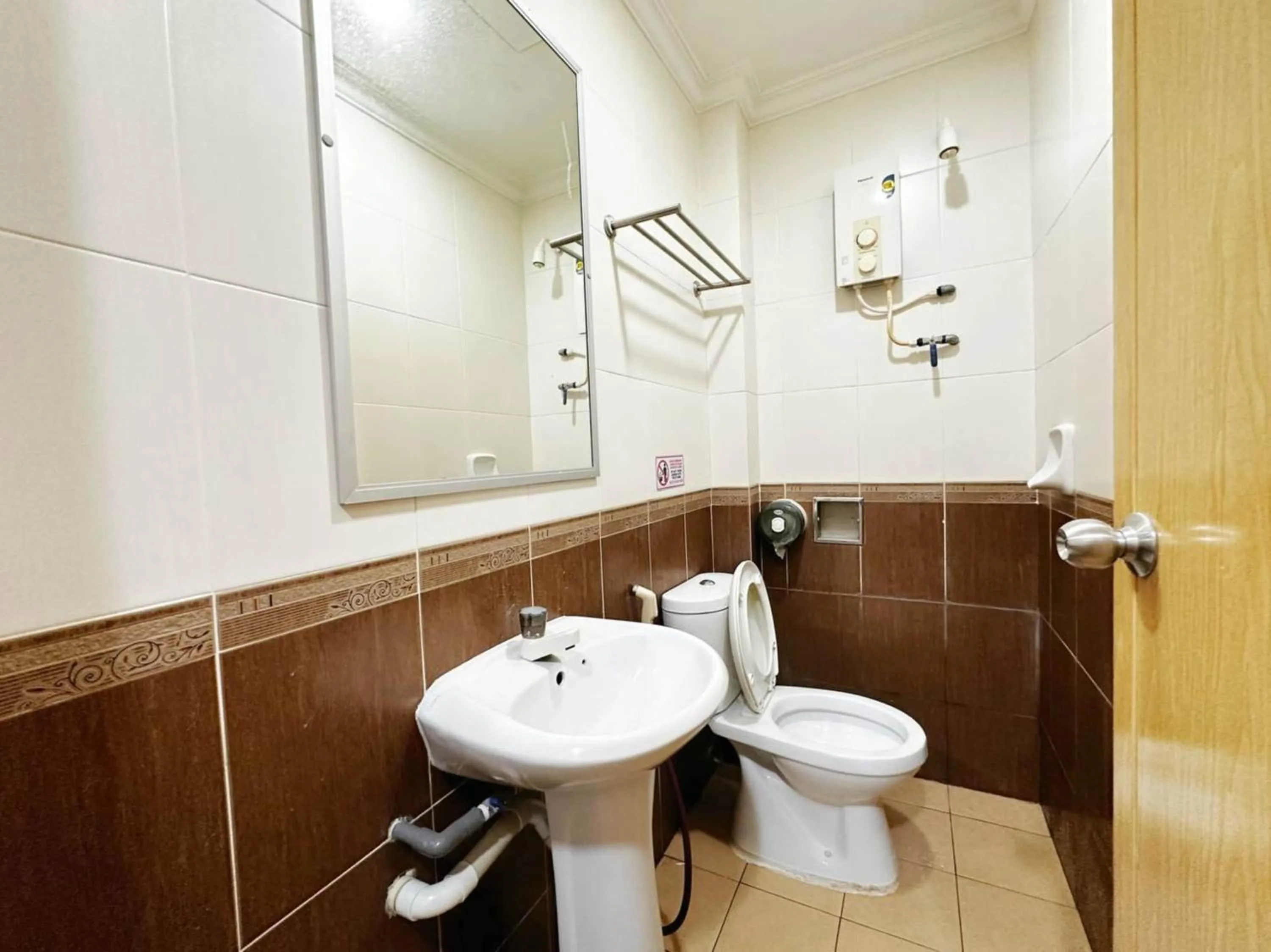 Bathroom in Hotel O Tasik Utama