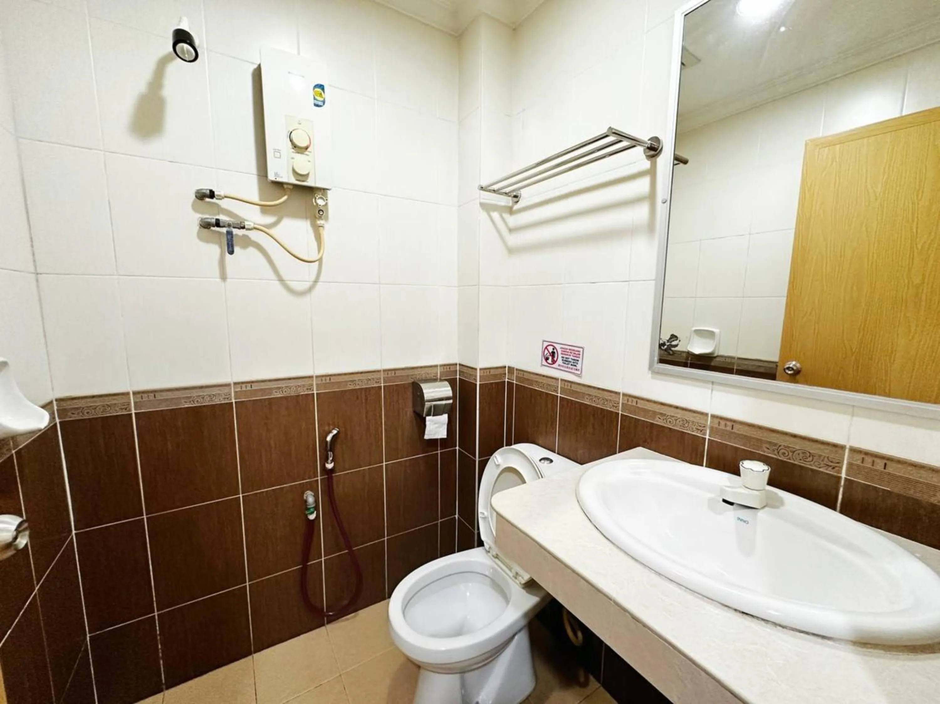 Bathroom in Hotel O Tasik Utama