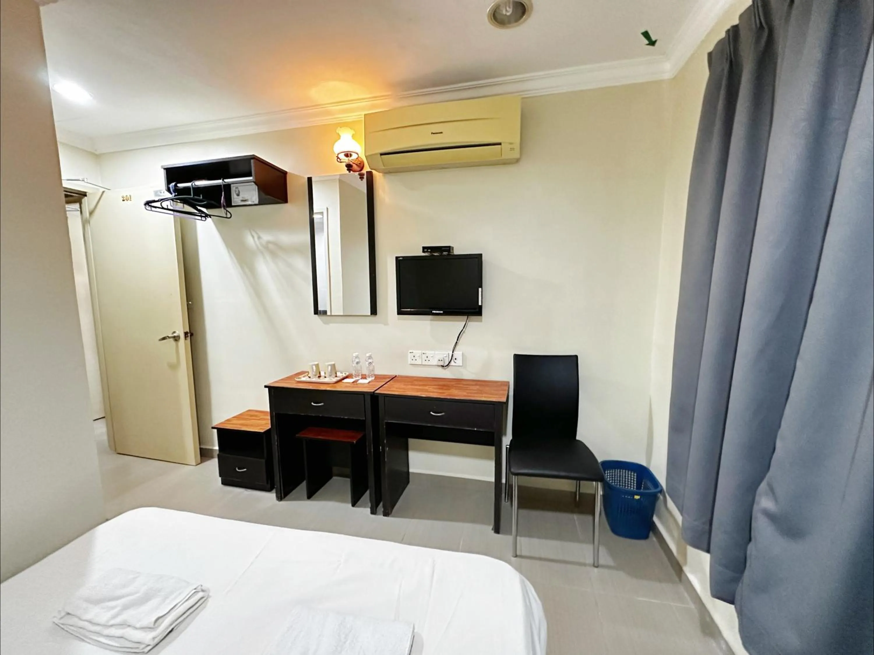 Bedroom, Bed in Hotel O Tasik Utama