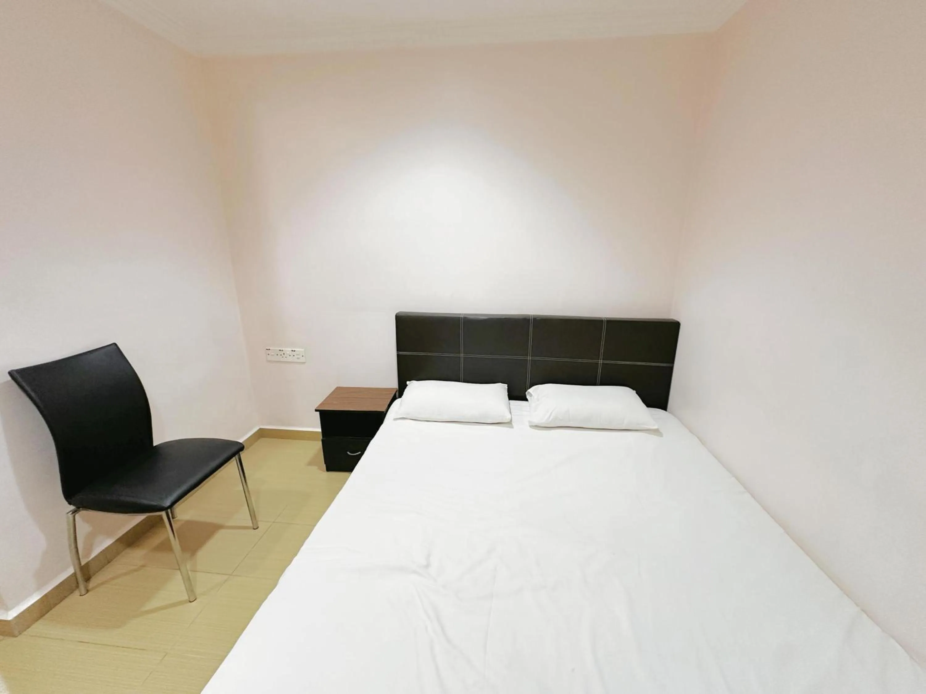 Bedroom, Bed in Hotel O Tasik Utama