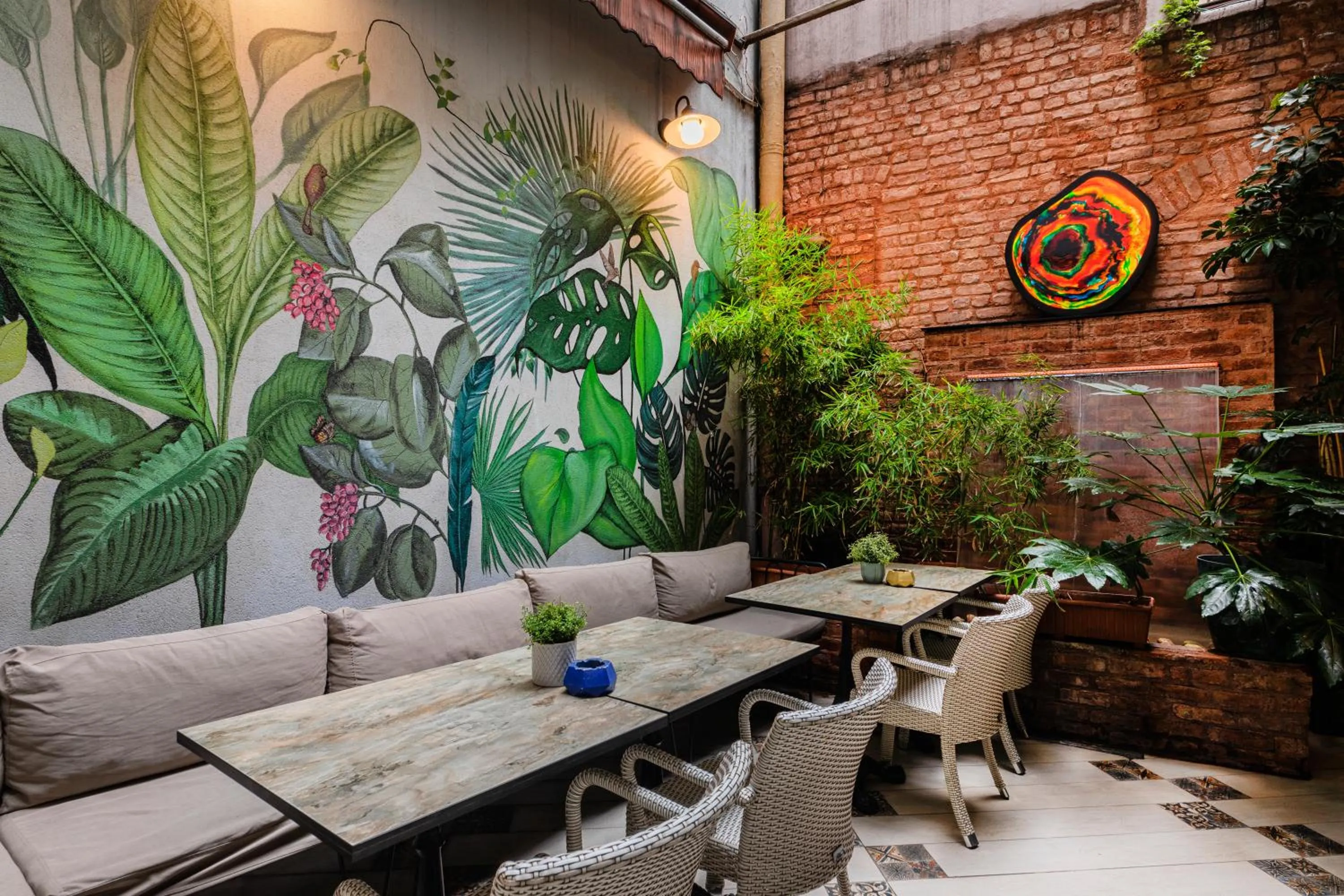 Garden in Ayramin Deluxe Hotel Taksim