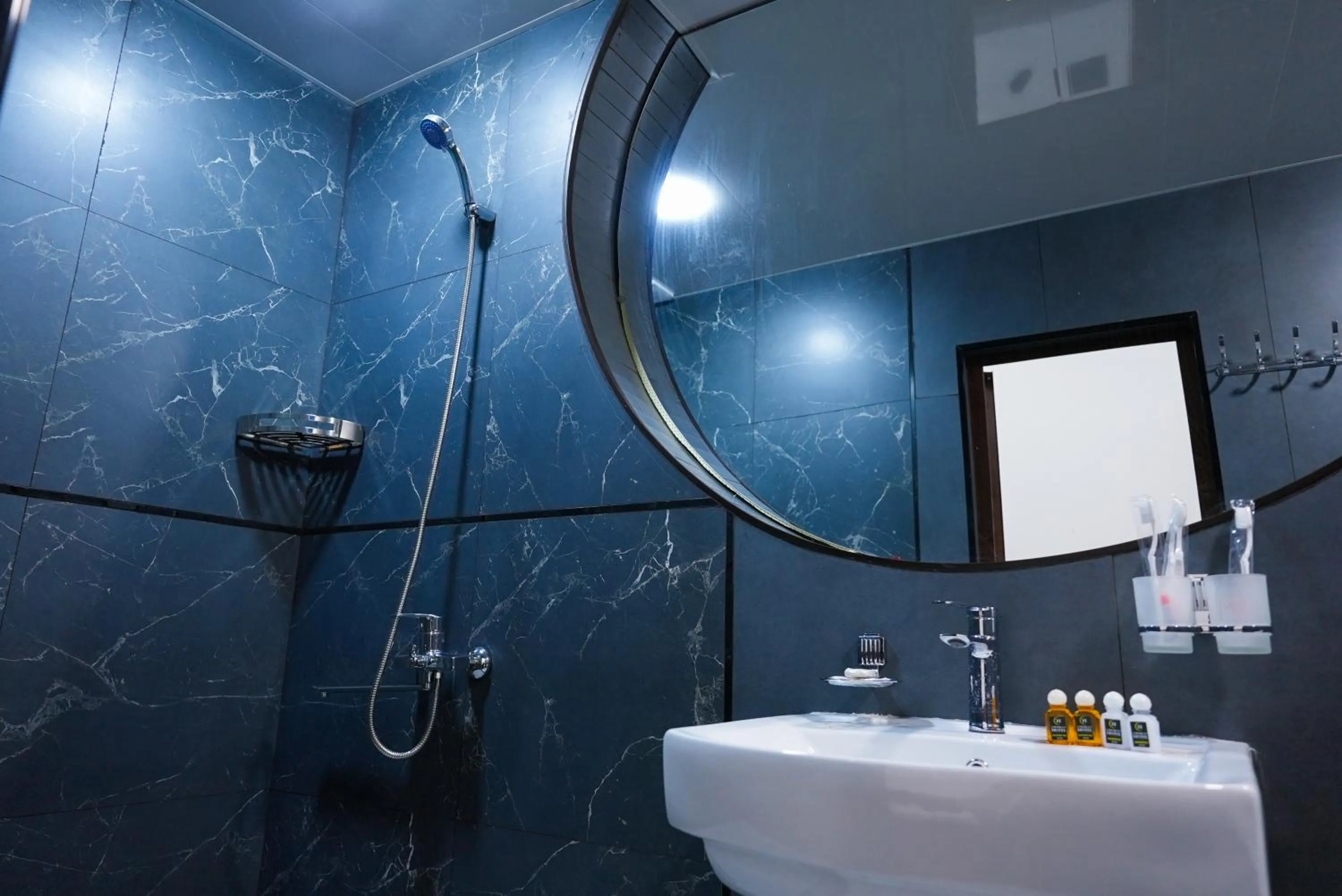 Bath in Chehran Hotel