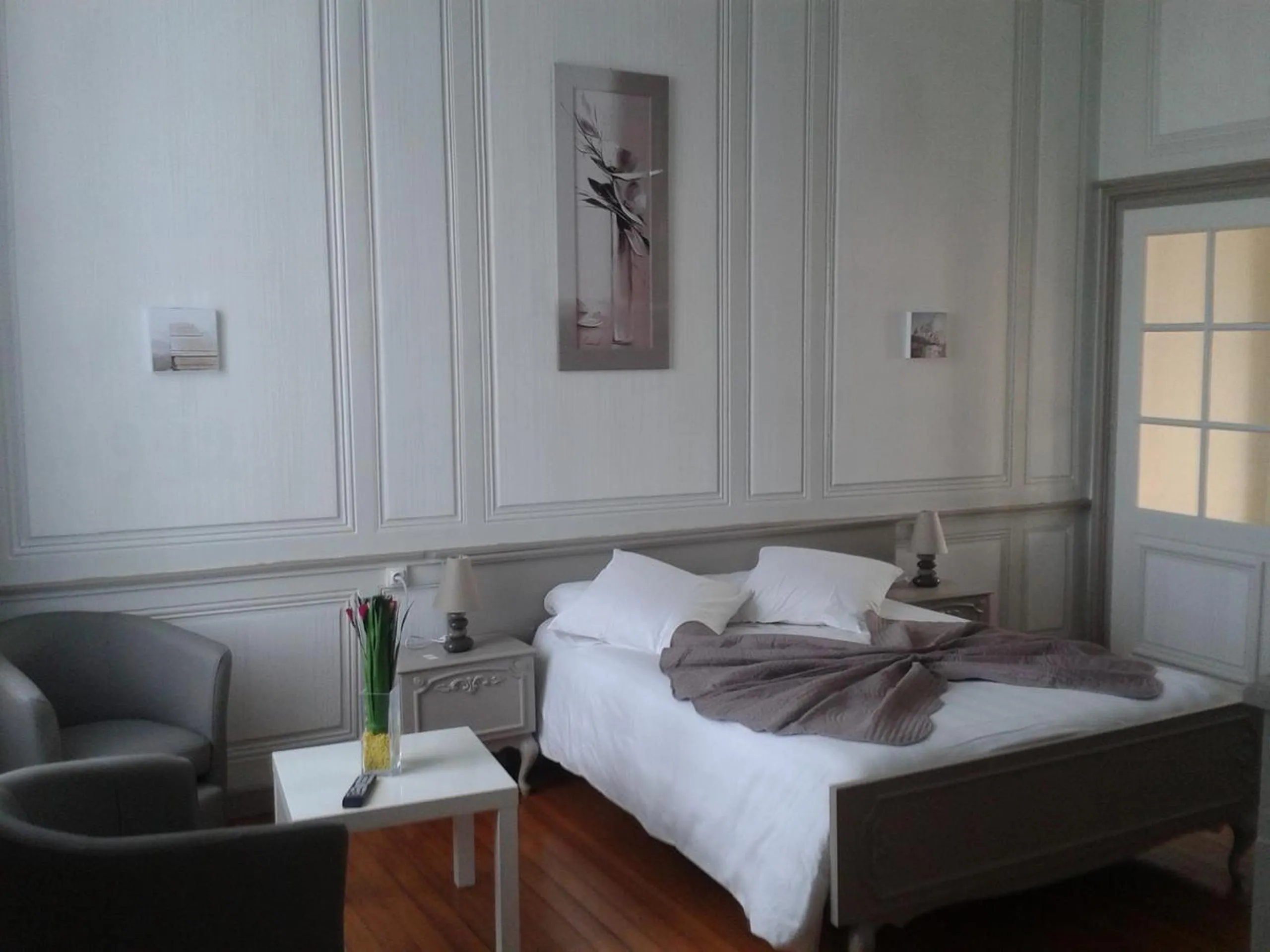 Bed in Le Chateau de Buchy