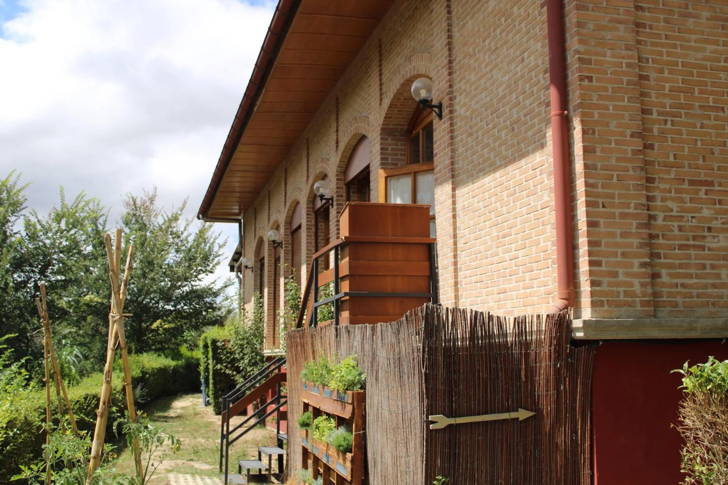 Property building in Albergue Jakue