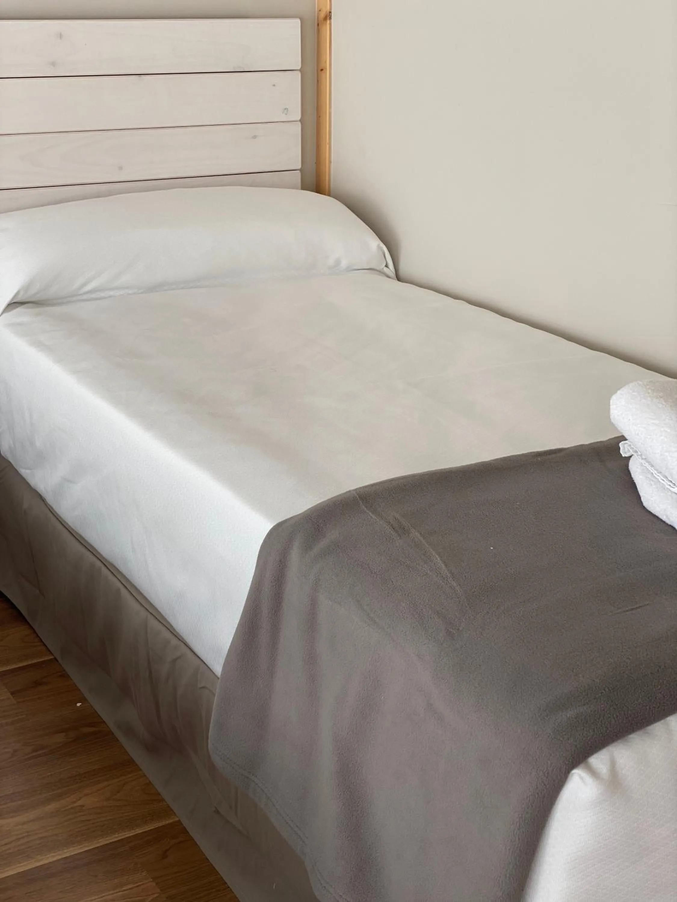 Bed in Albergue Jakue