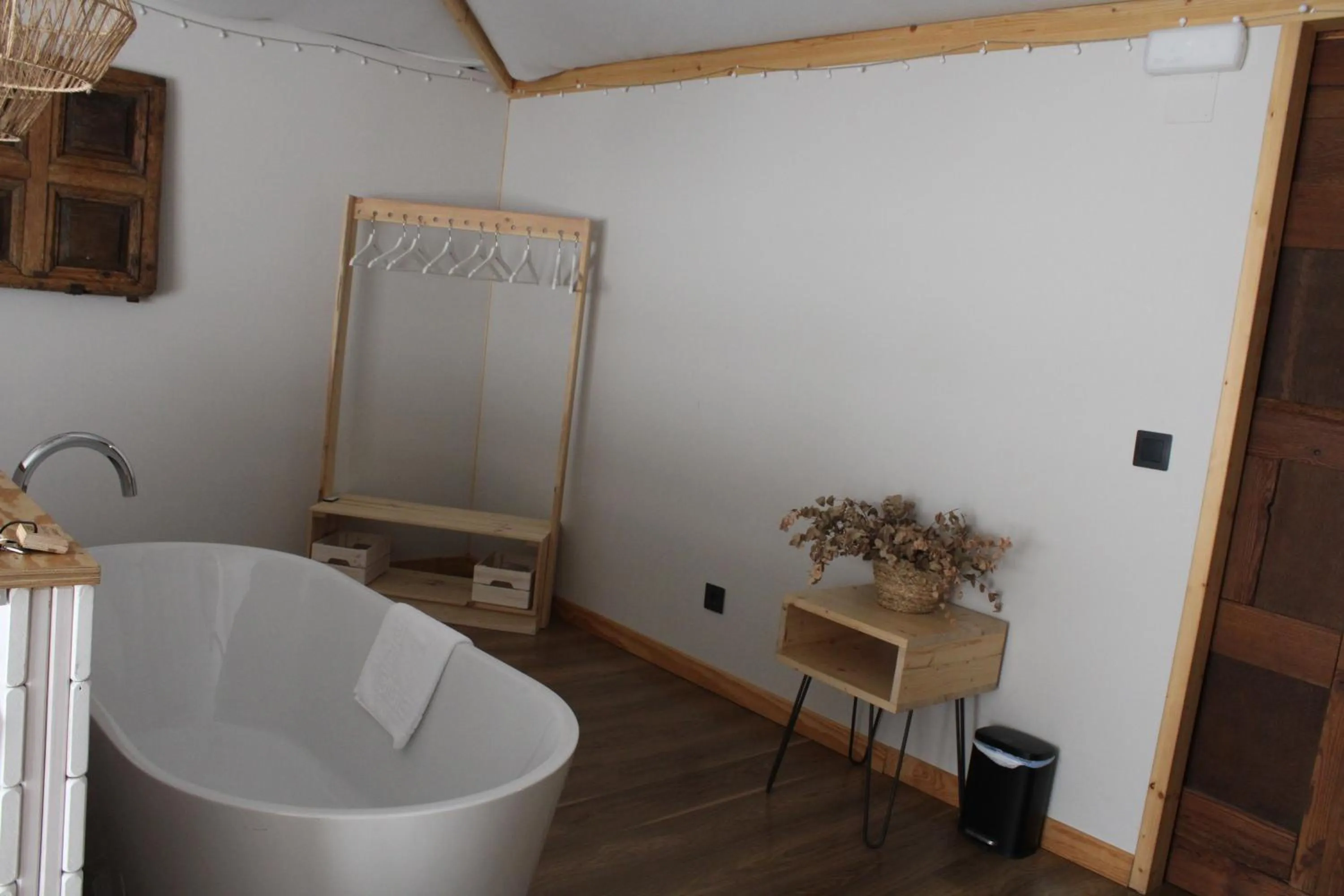 Decorative detail in Albergue Jakue