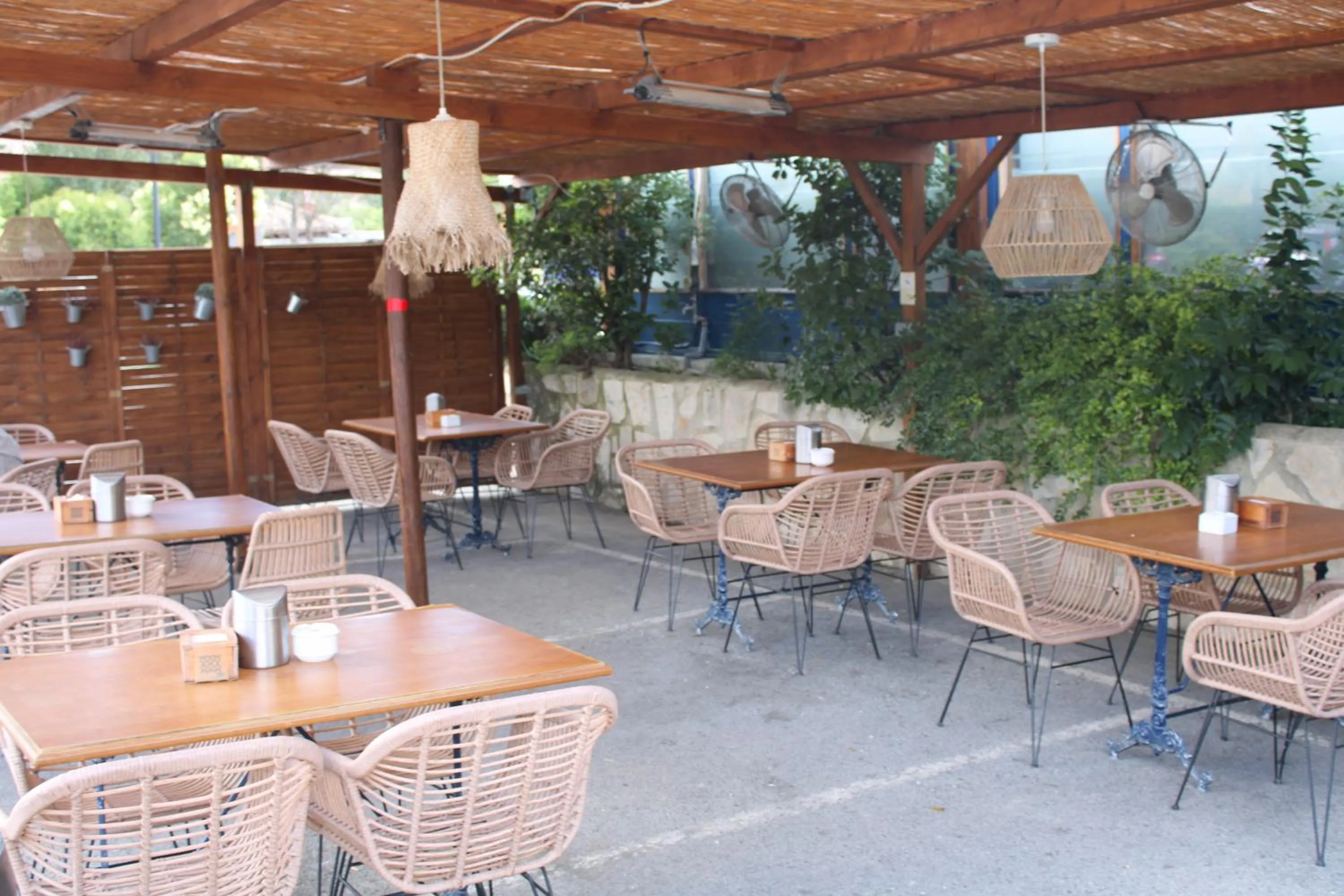 Off site in Albergue Jakue