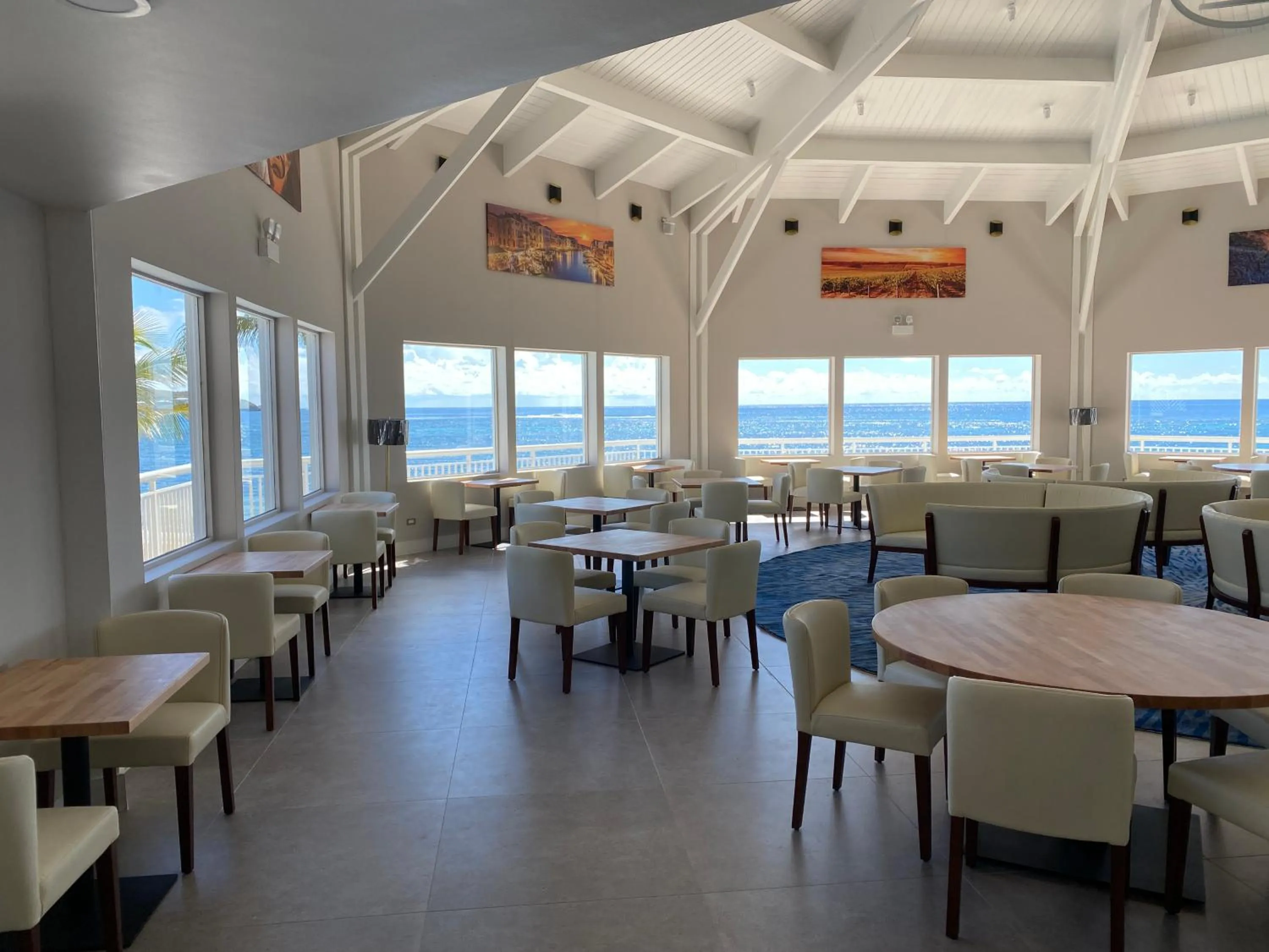 Restaurant/places to eat in Carina Bay Boutique All inclusive Resort & Casino