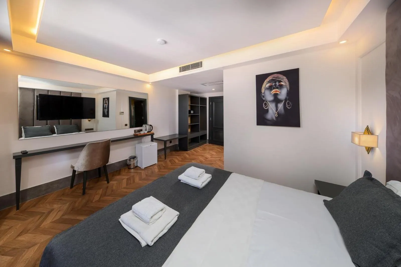 Bed in Brow City Kaş