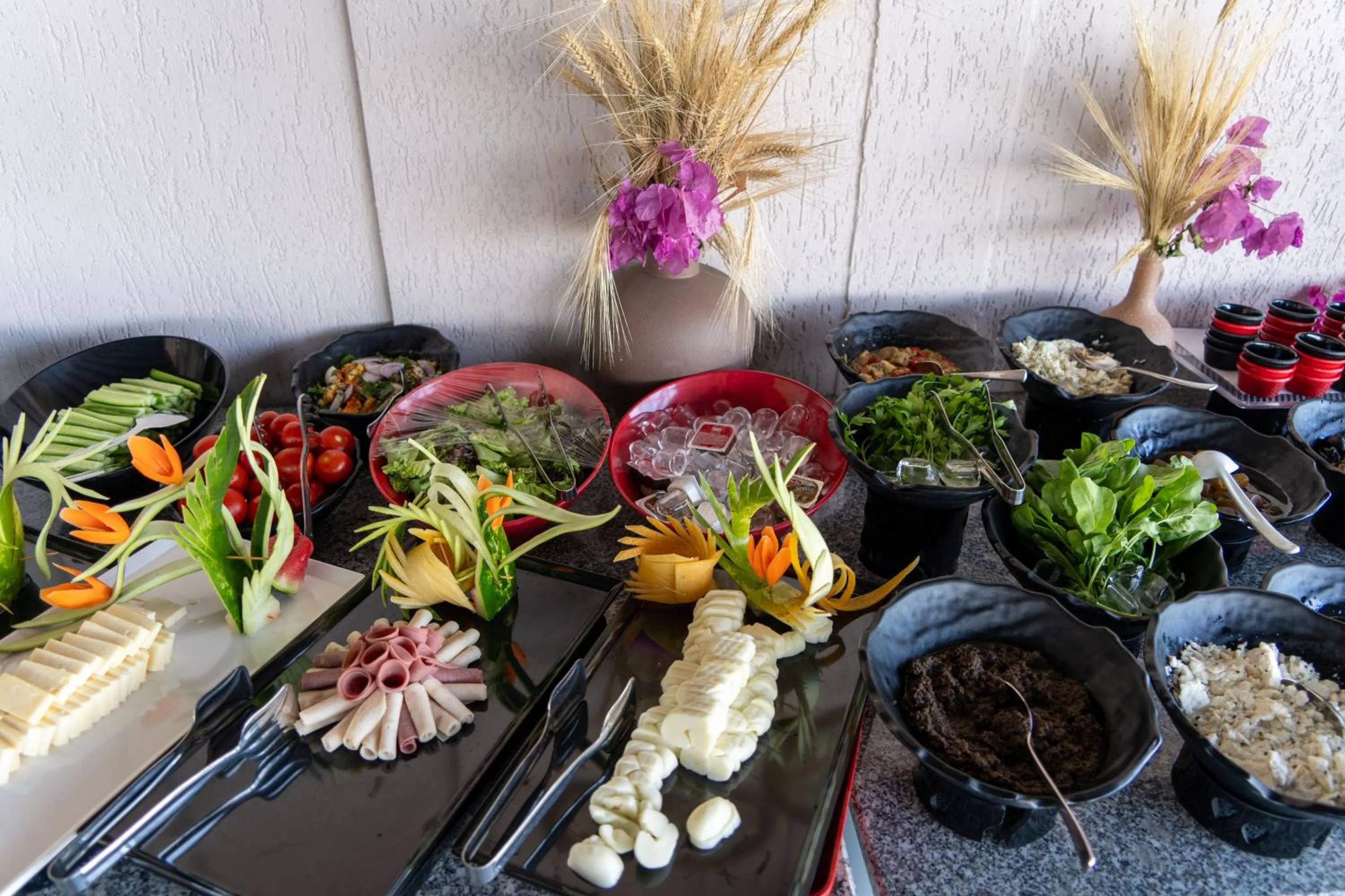 Food and drinks in Brow City Kaş