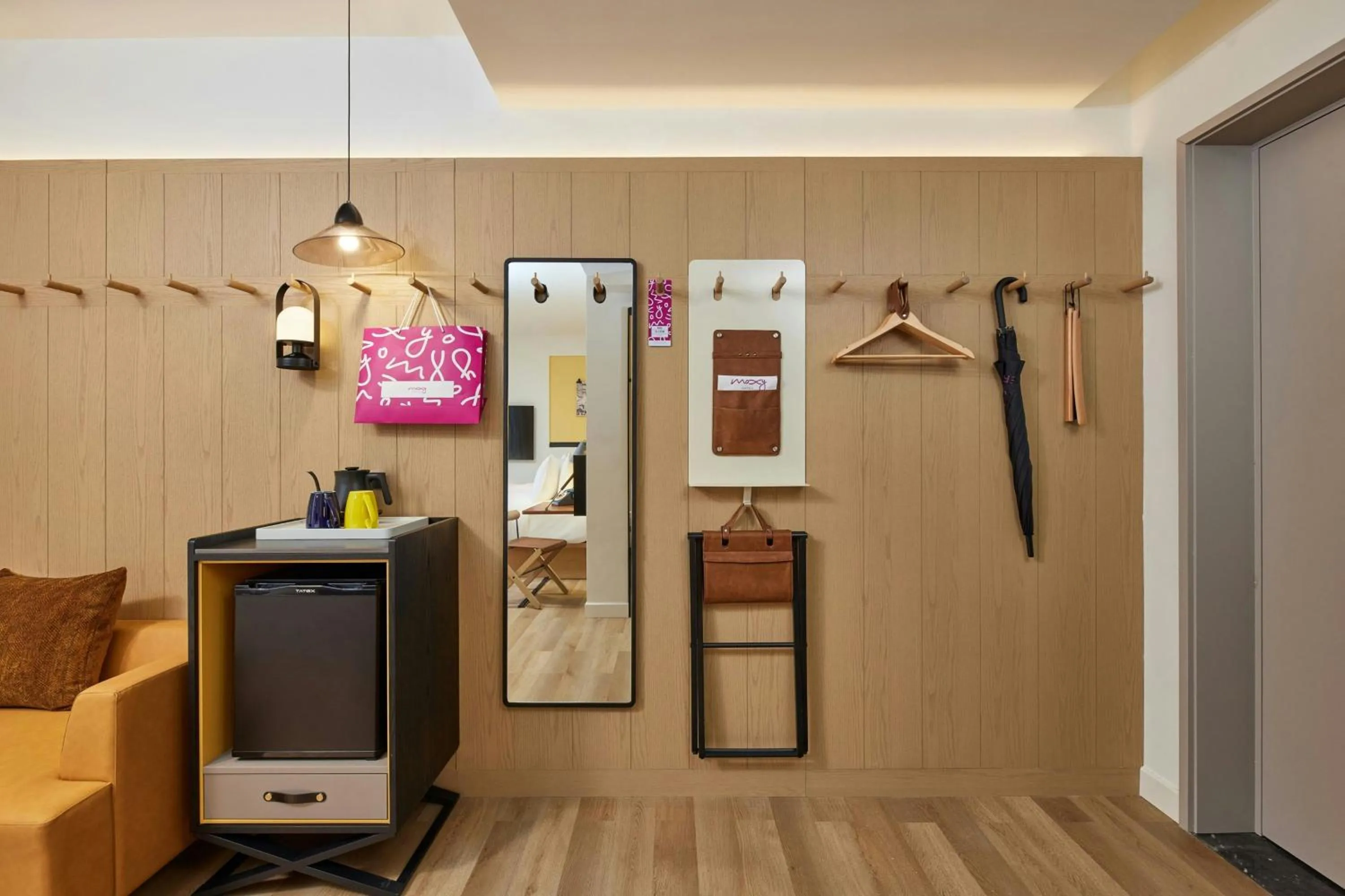 Photo of the whole room in Moxy Shanghai Putuo