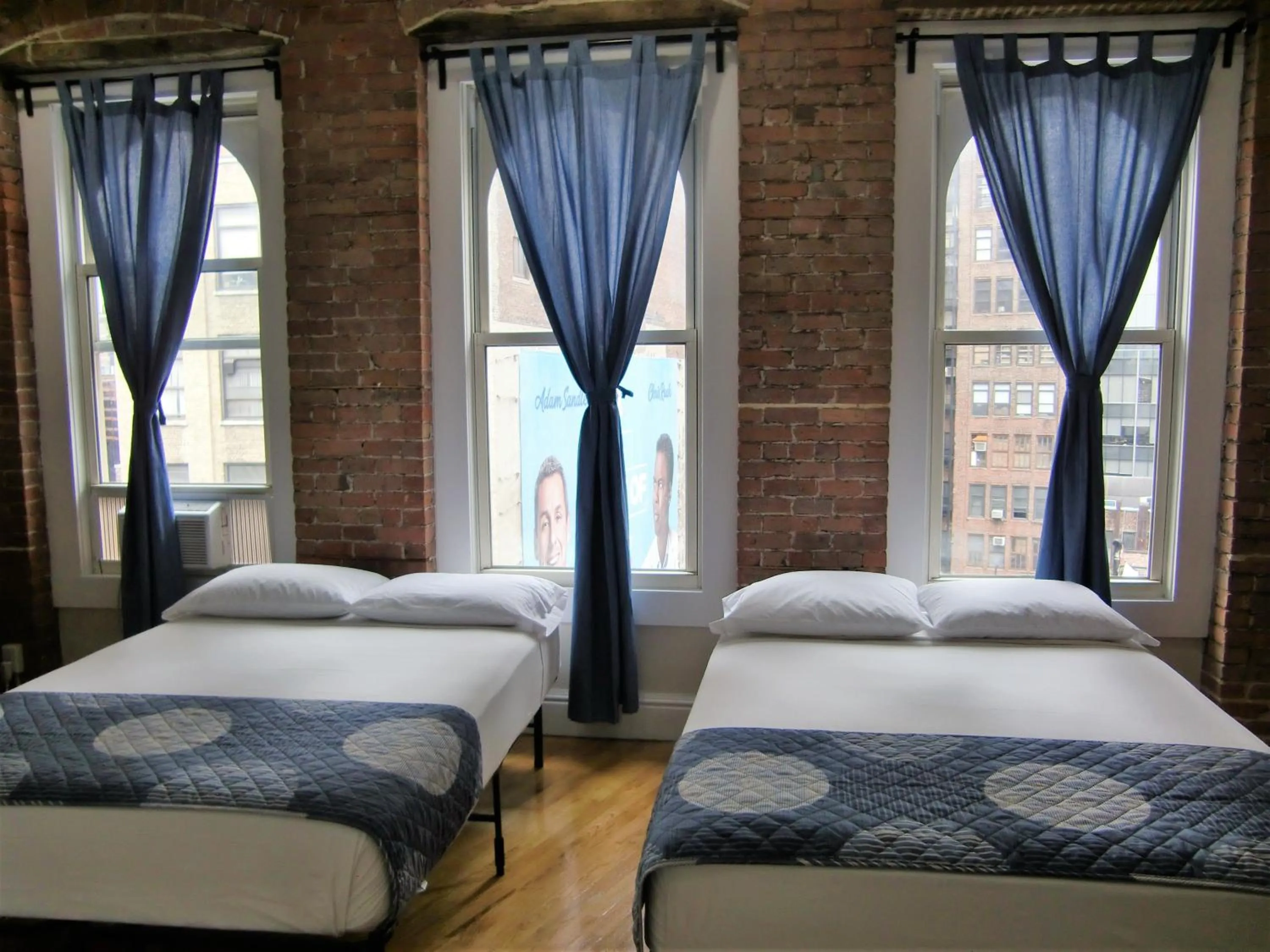 Bedroom, Bed in Studios Midtown Manhattan