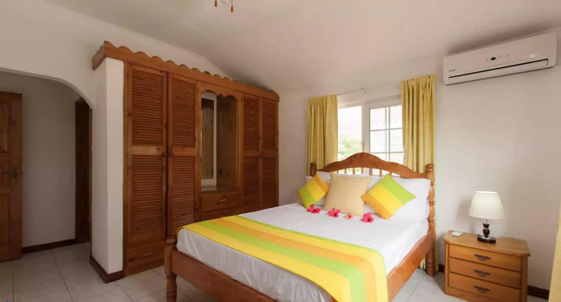 Bedroom, Bed in Villa Confort