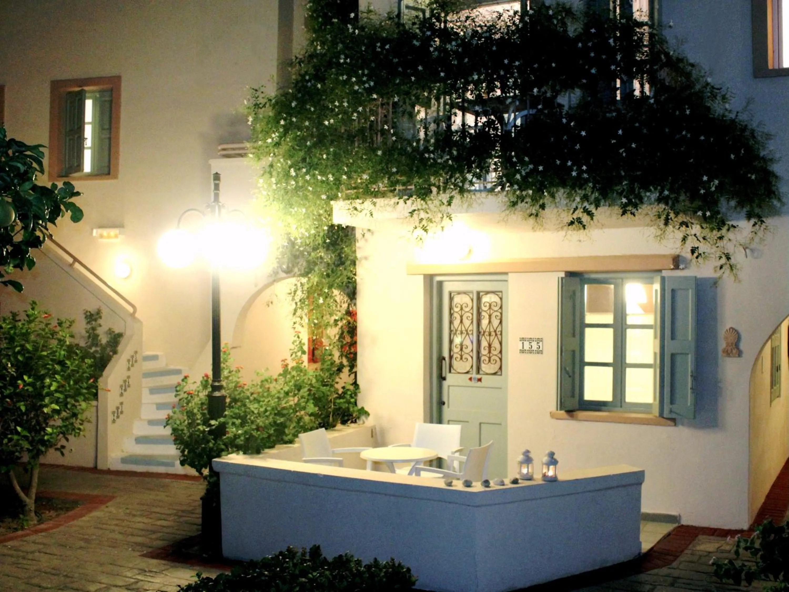 Garden in Nissia Kamares