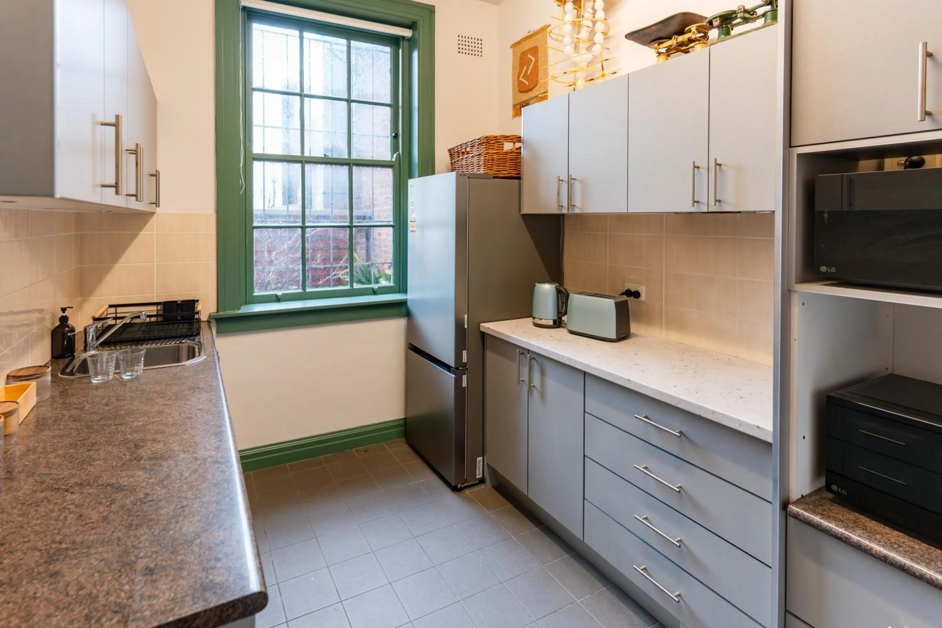 Coffee/tea facilities in Courthouse Hotel