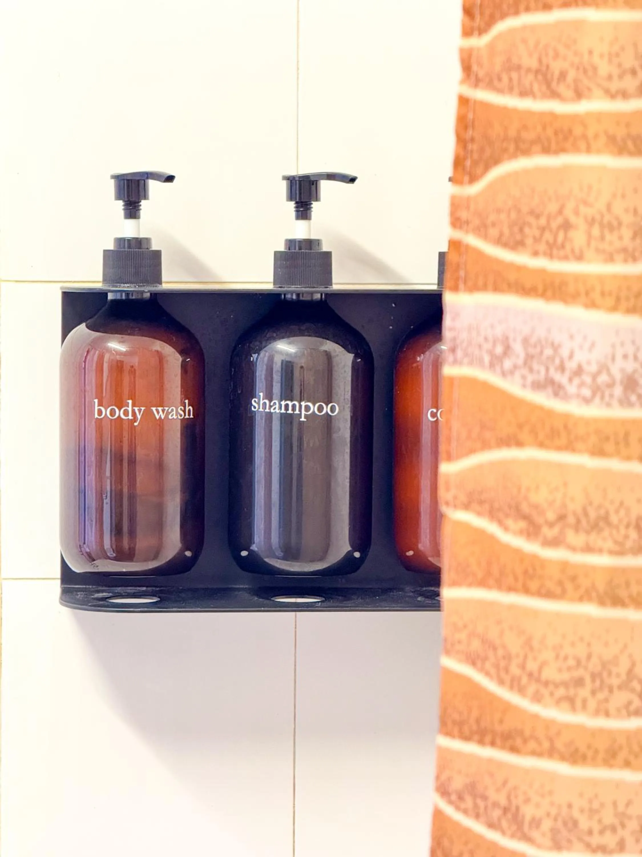 Shower in Courthouse Hotel