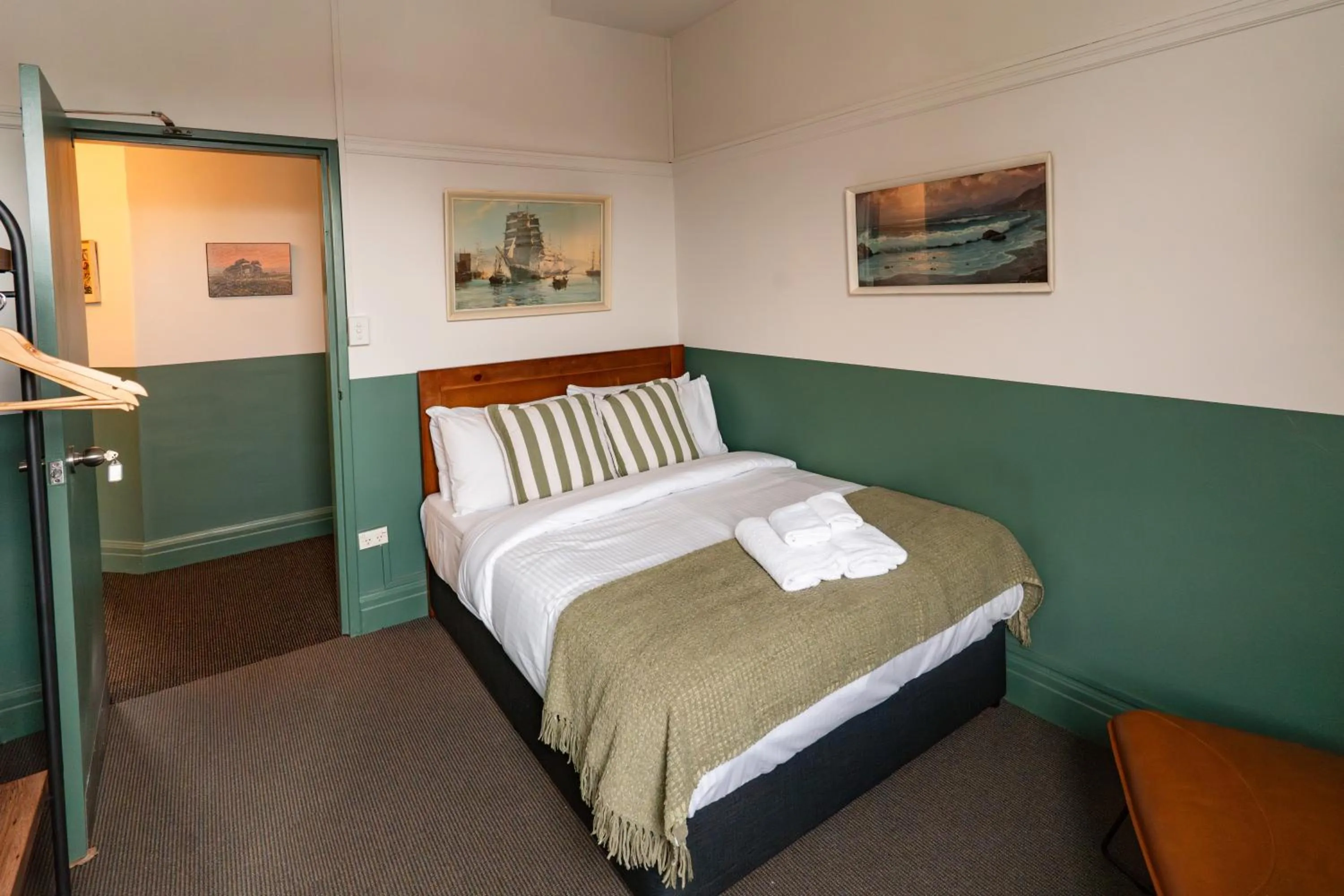 Bed in Courthouse Hotel